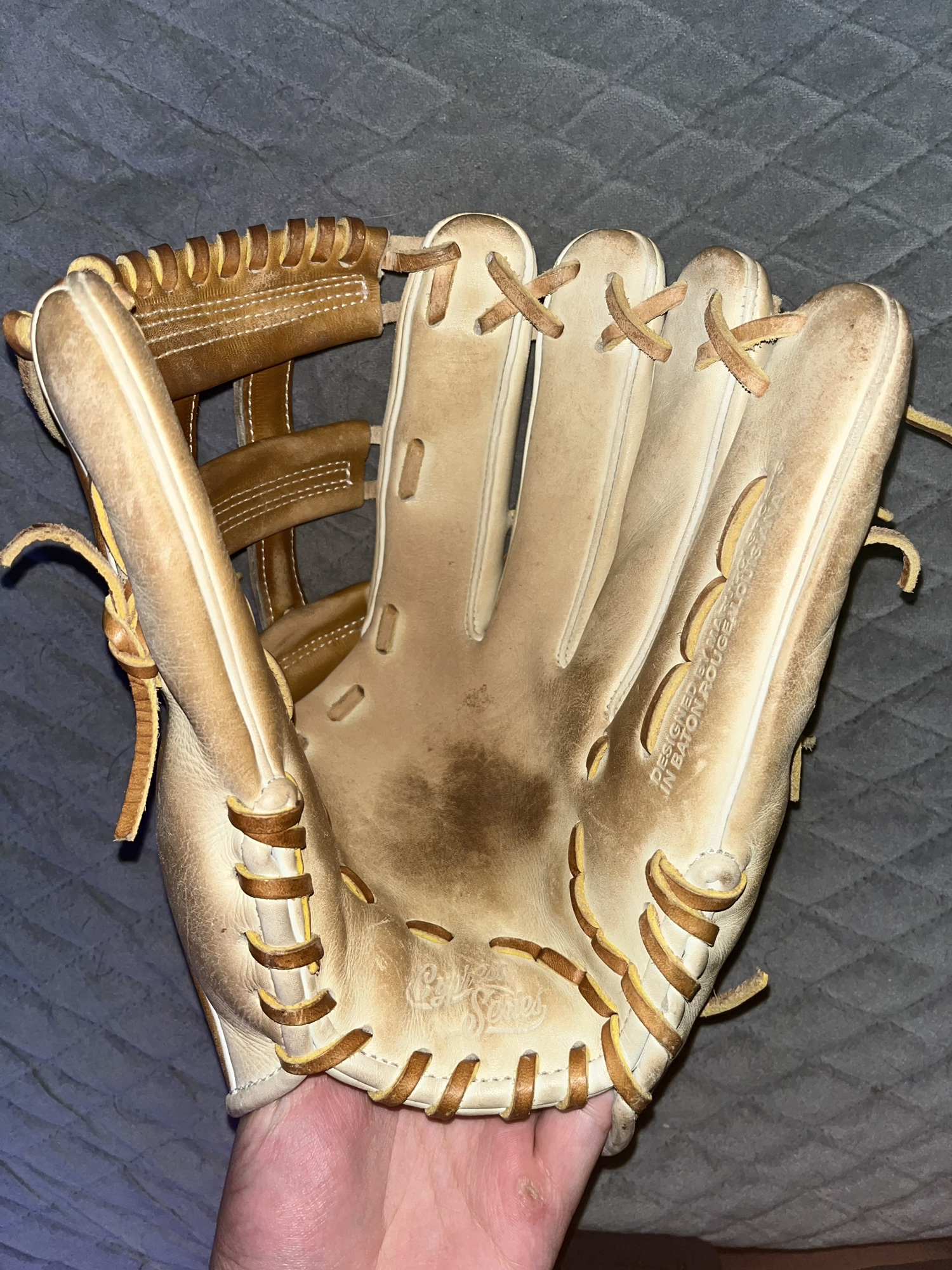 Marucci Outfield Glove CMod Cypress Series SidelineSwap