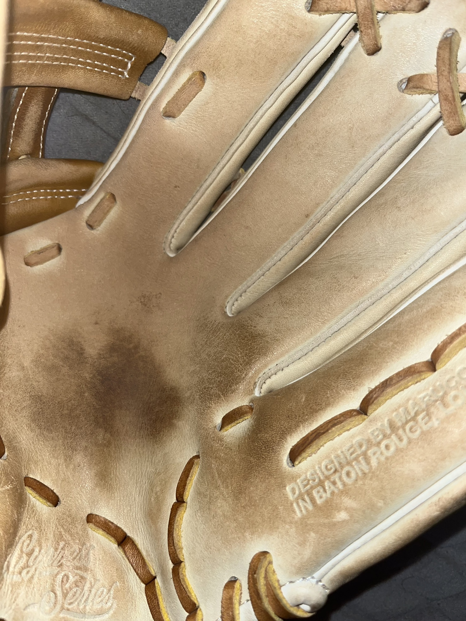 Marucci Outfield Glove CMod Cypress Series SidelineSwap