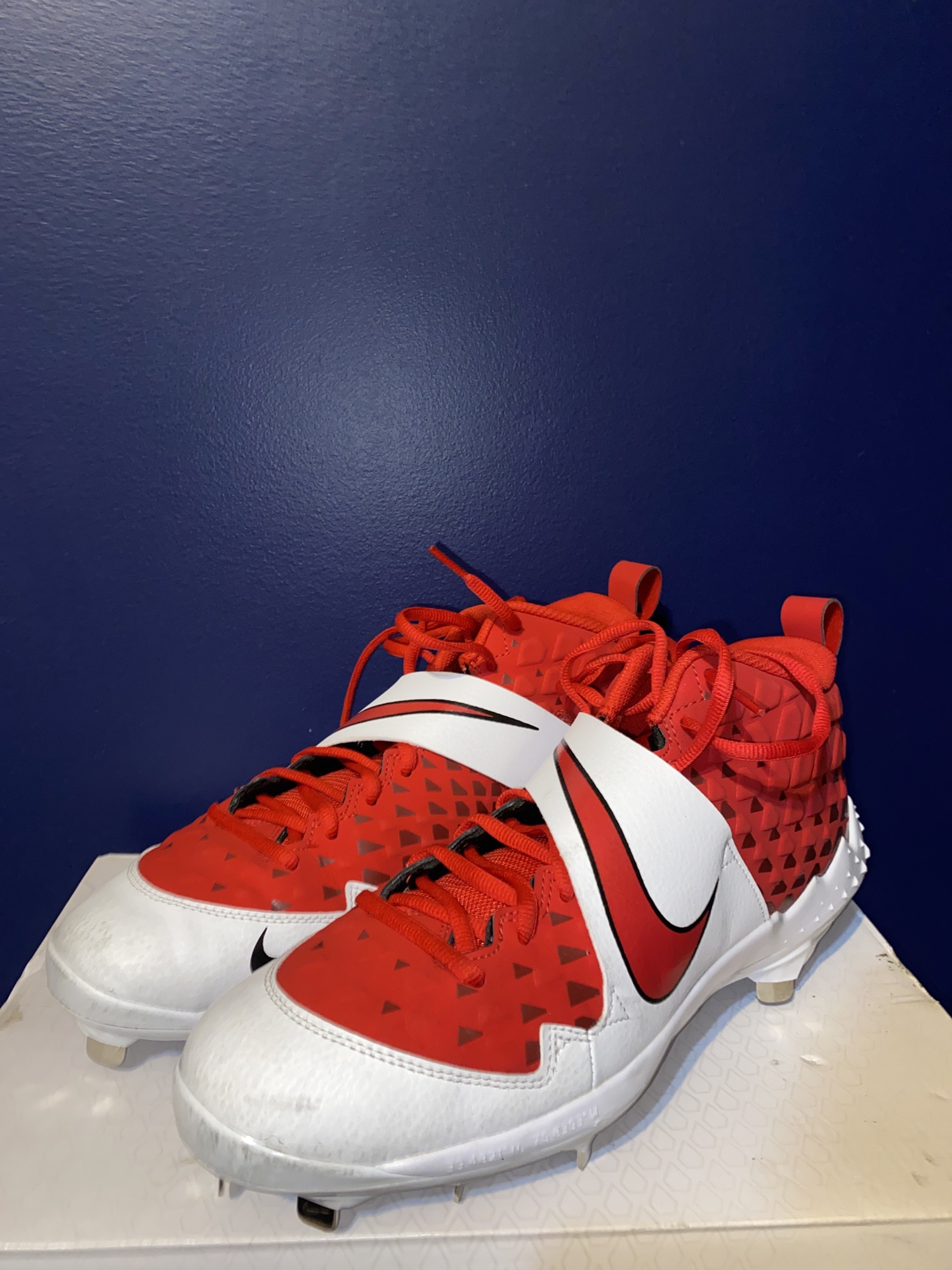 trout 6 nike