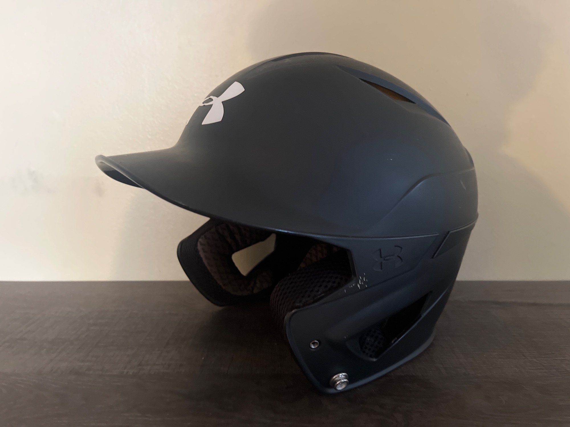 under Amour baseball helmet SidelineSwap