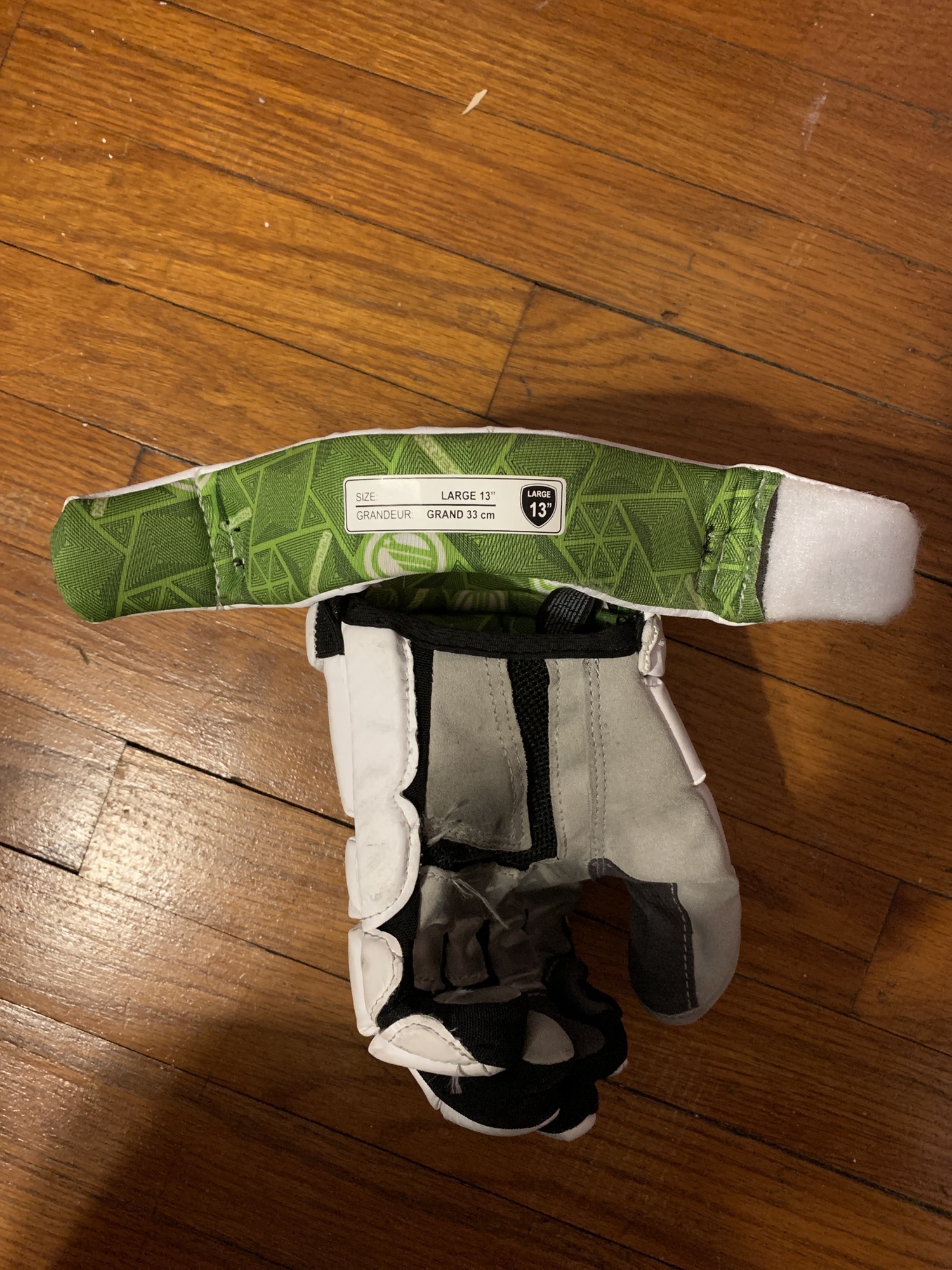 Maverik M5 Used Lacrosse Gloves SidelineSwap