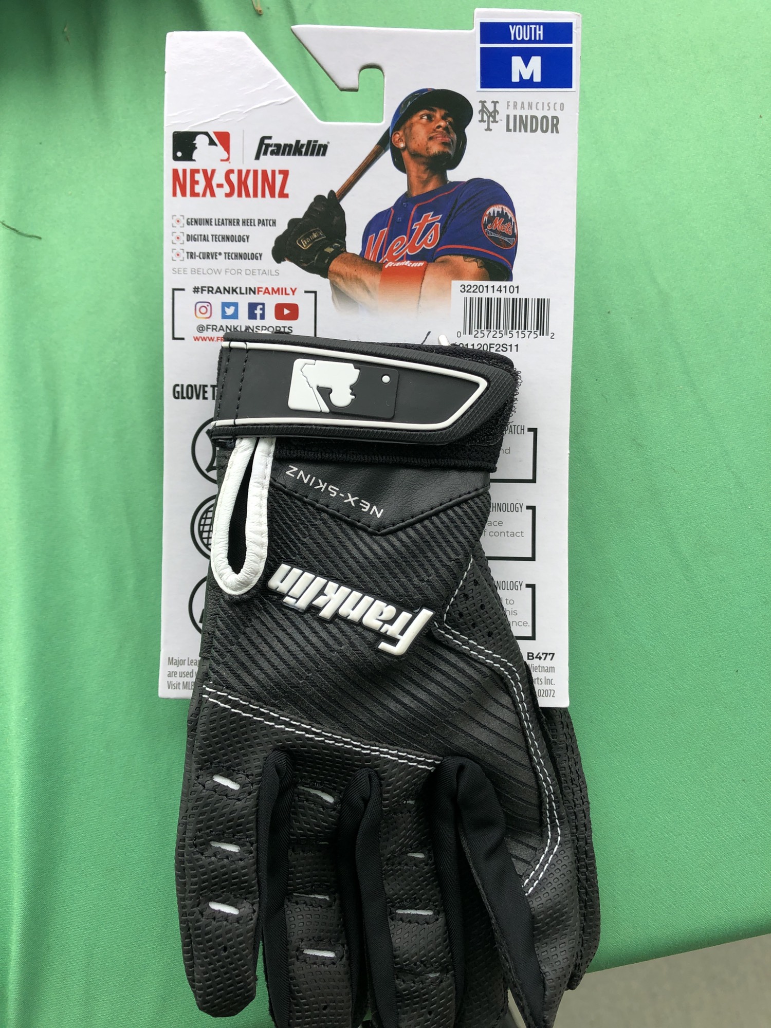 New Medium Franklin Batting Gloves SidelineSwap
