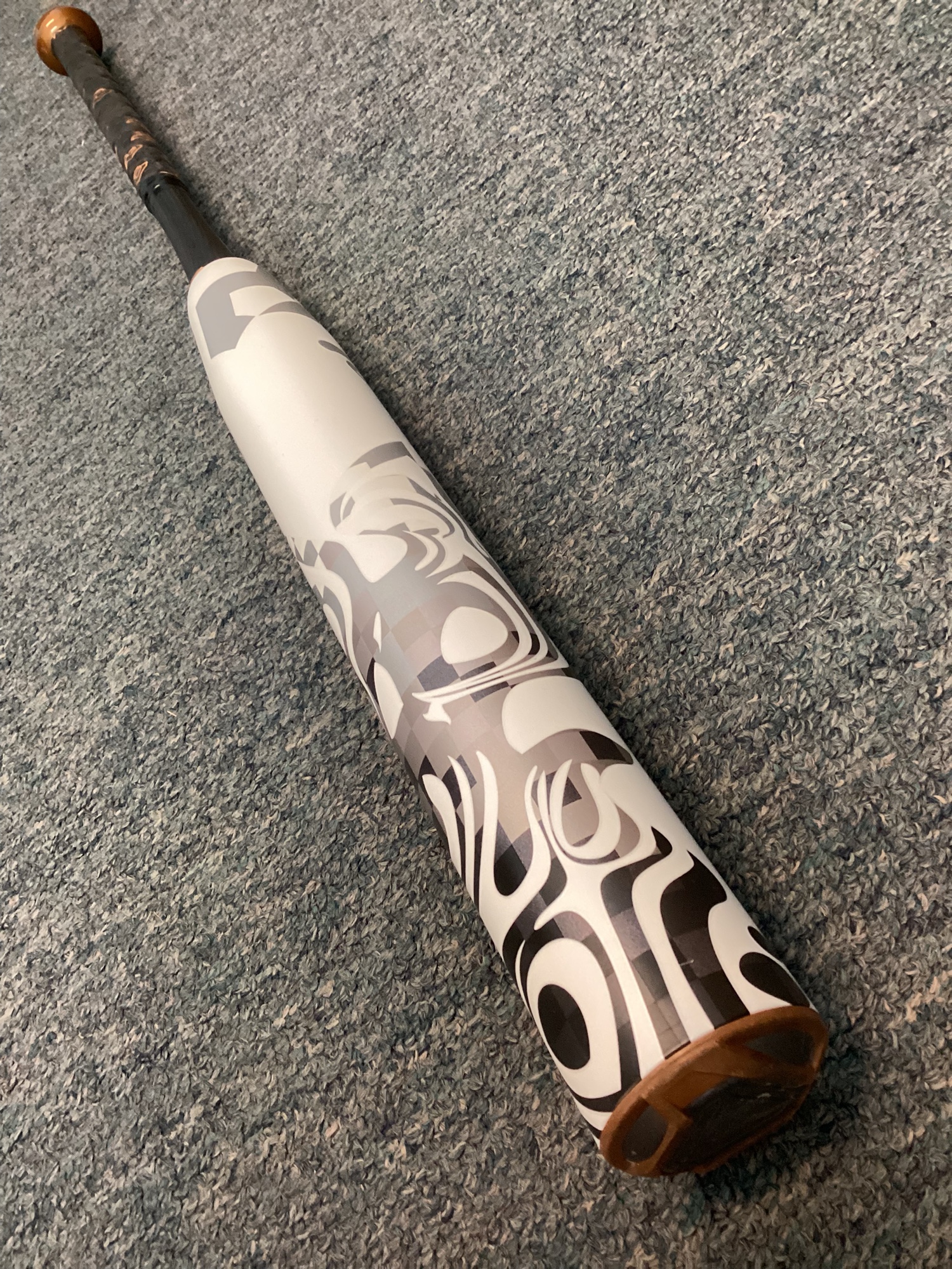 2023 DeMarini Whisper (10) 23 oz 33" Fastpitch Softball Bat SidelineSwap