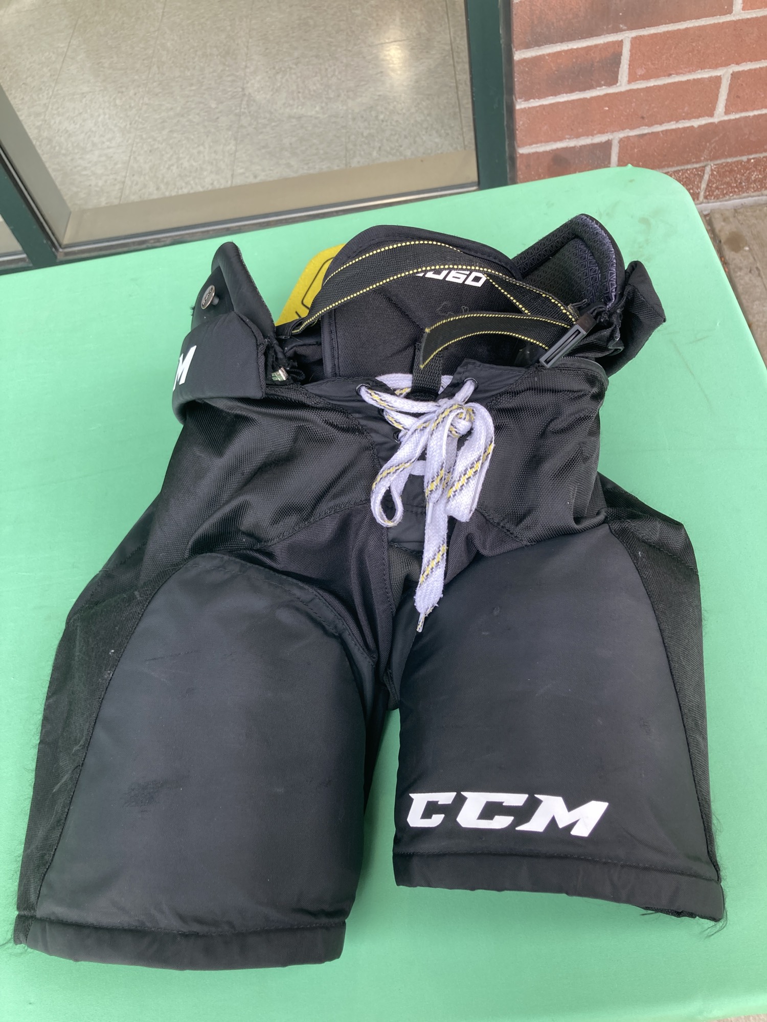Junior Used Medium CCM Tacks 9060 Hockey Pants SidelineSwap
