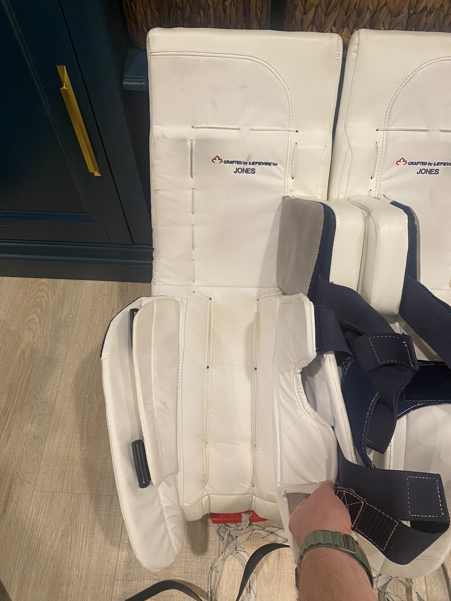 True CATALYST PX3 Leg Pads (35”+2) Seattle Kraken Pro Return SidelineSwap