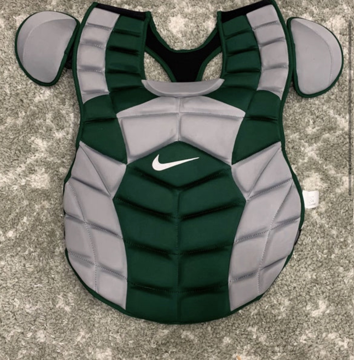 Nike vapor Catcher's Chest Protector SidelineSwap
