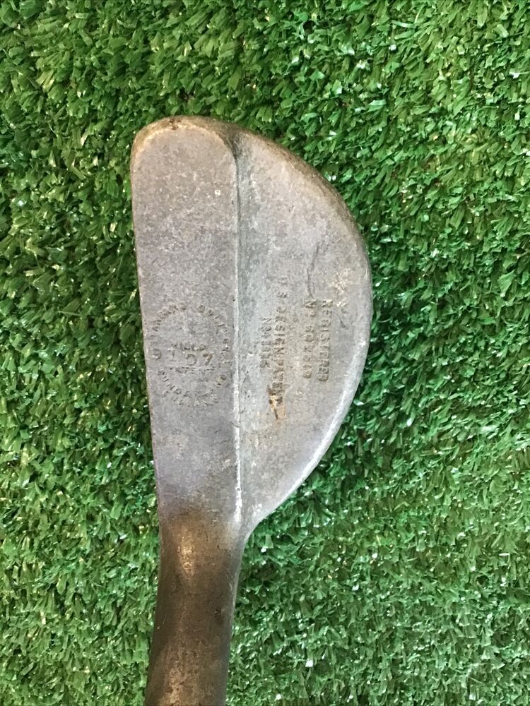 The New Mills Ray Model Medium Lie Antique Putter With Hickory Shaft 34” Inches SidelineSwap