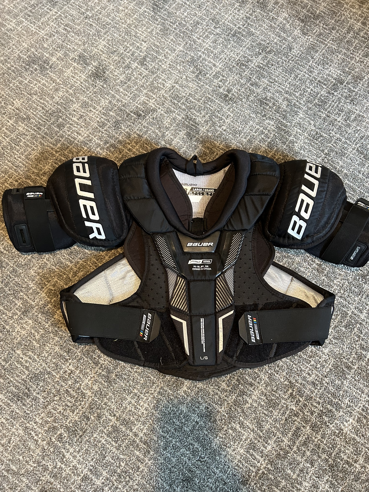 Used Large Bauer Pro Series Shoulder Pads SidelineSwap
