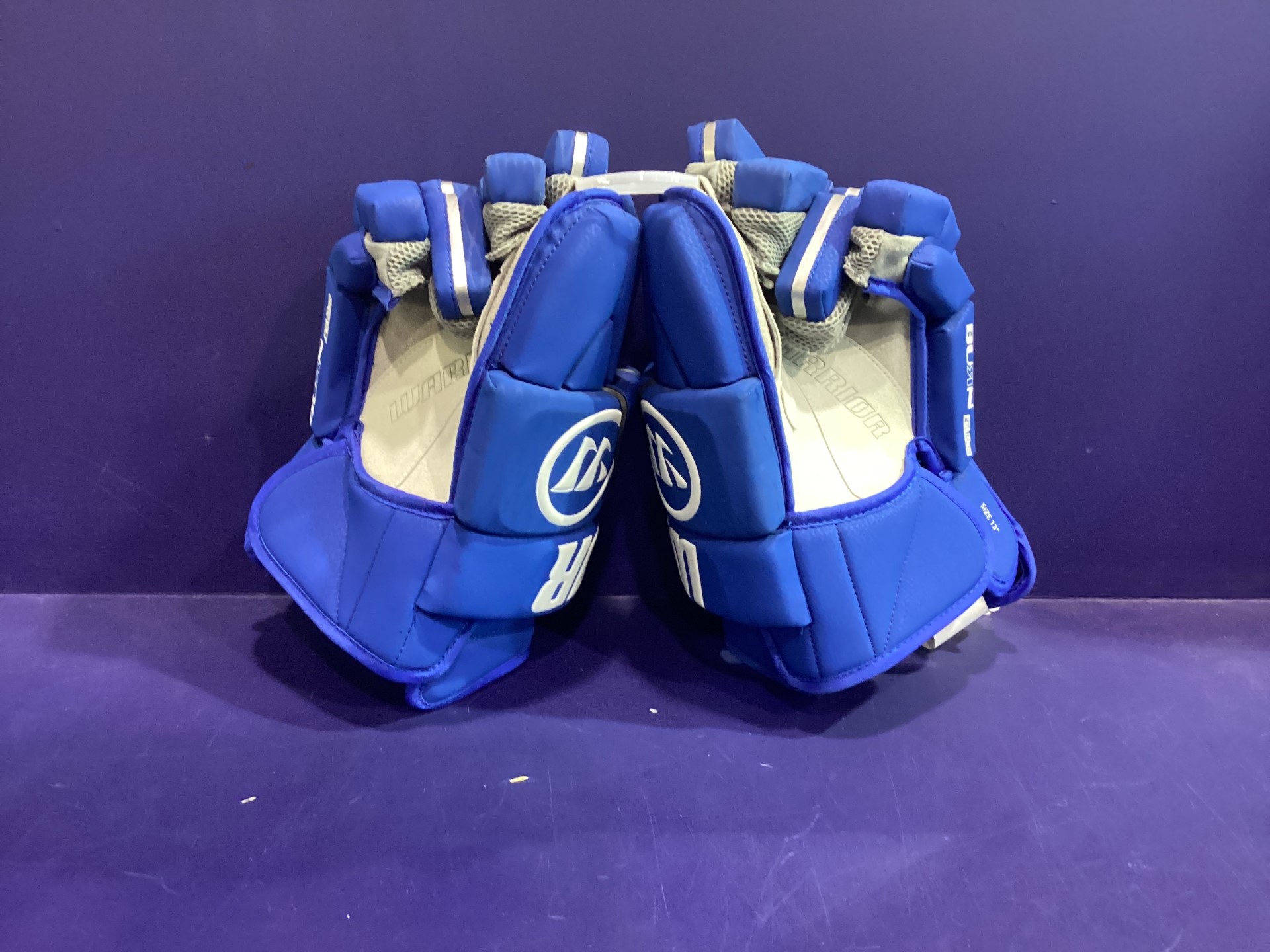 Warrior Burn Fatboy Box Goalie Gloves SidelineSwap