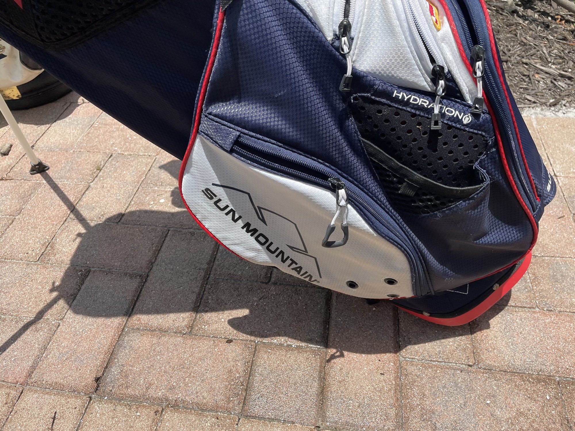 Sun Mountain Golf Stand Bag With 14 Dividers , double shoulder strap