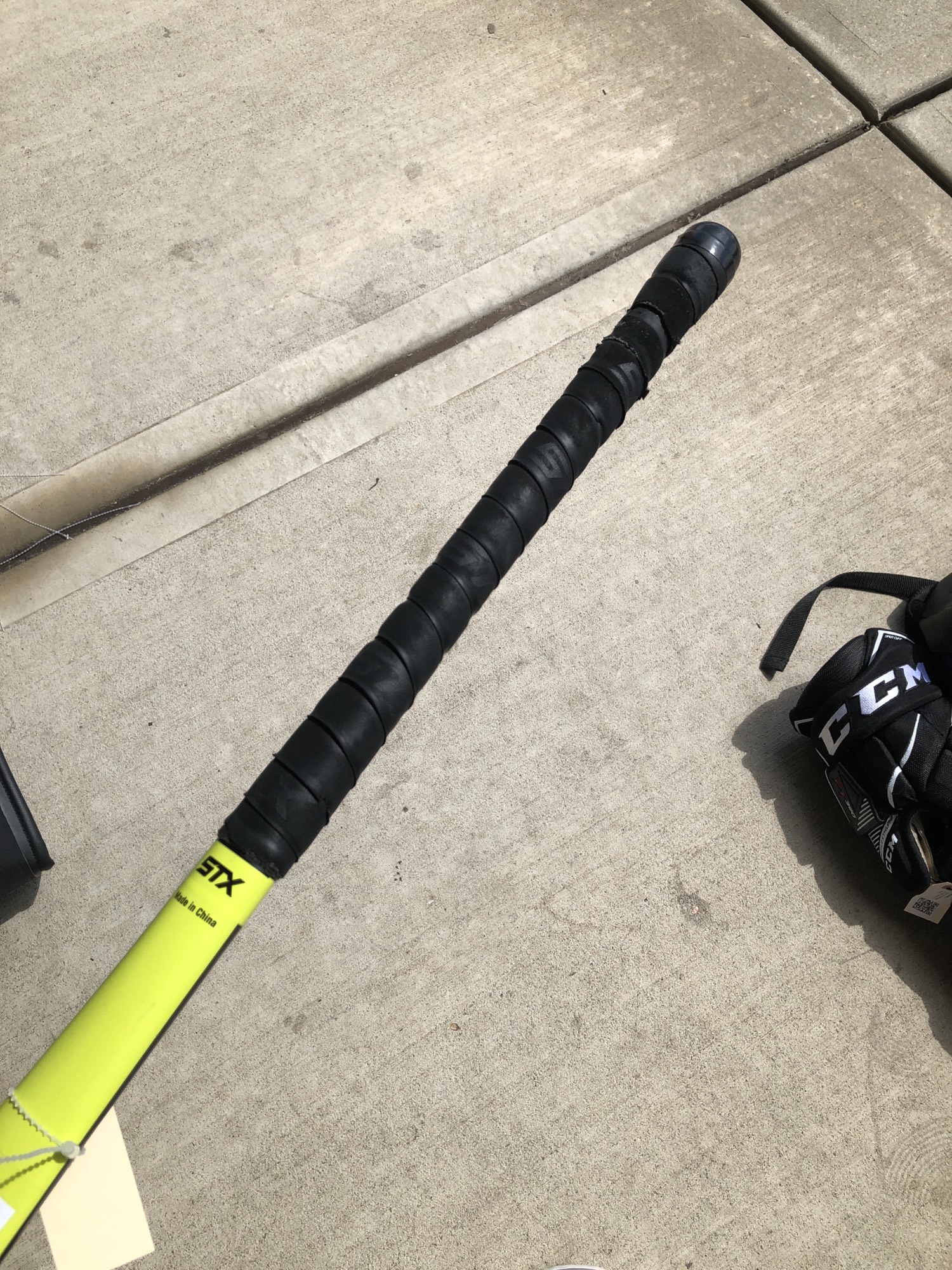 Used STX Stallion 400 Field Hockey Stick SidelineSwap