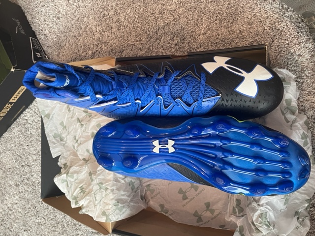 size 14 men's cleats