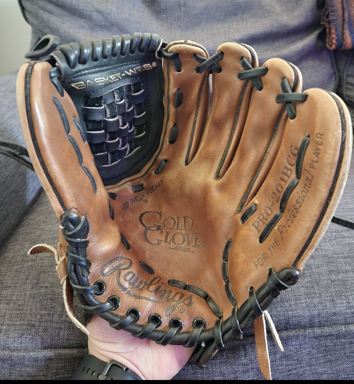 Rawlings Gold Glove Baseball Glove 11.5" SidelineSwap