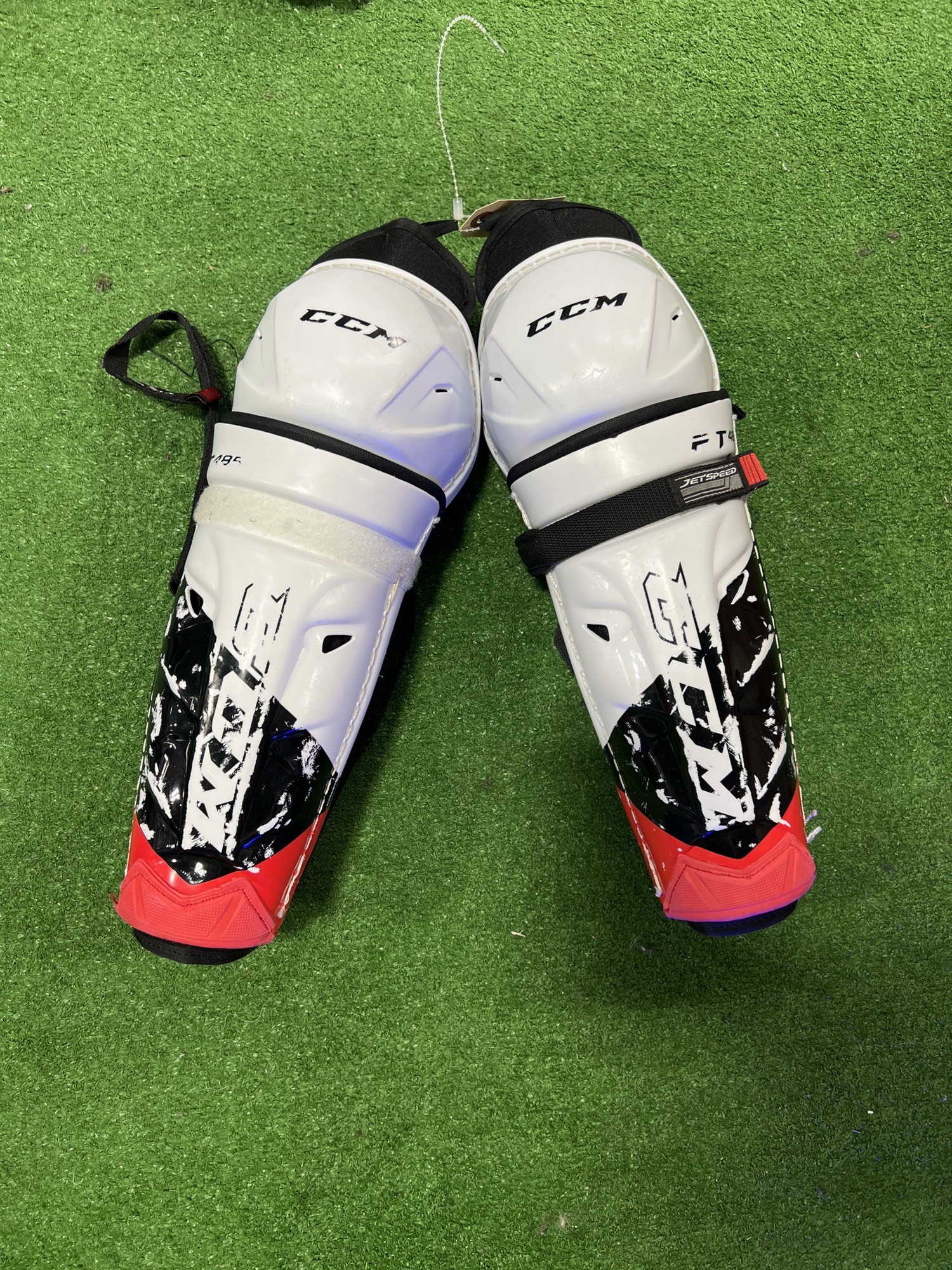 Used CCM Jetspeed FT485 Shin Pads SidelineSwap