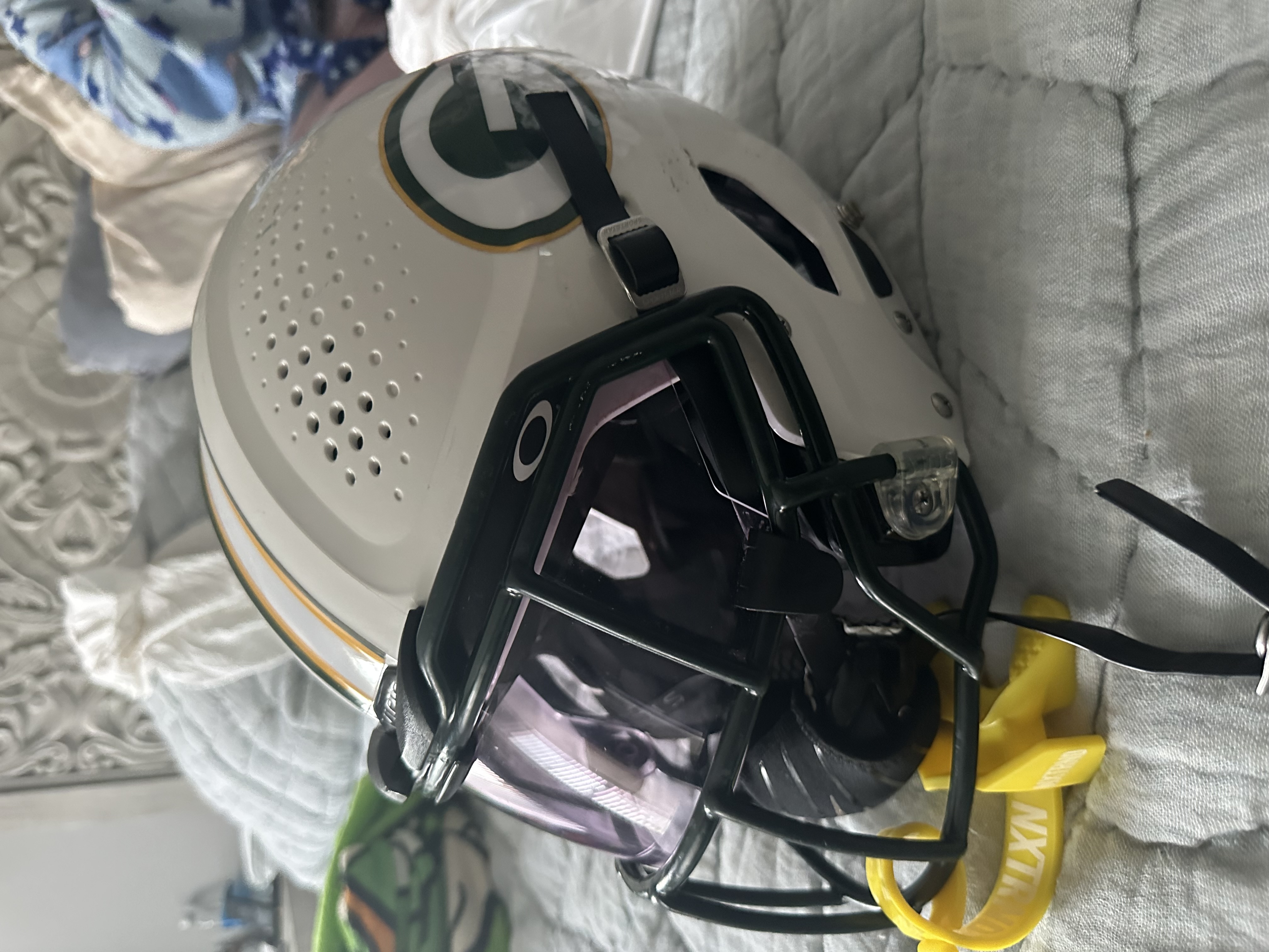 Youth Used Small/Medium Vicis Vicis 2 Helmet SidelineSwap