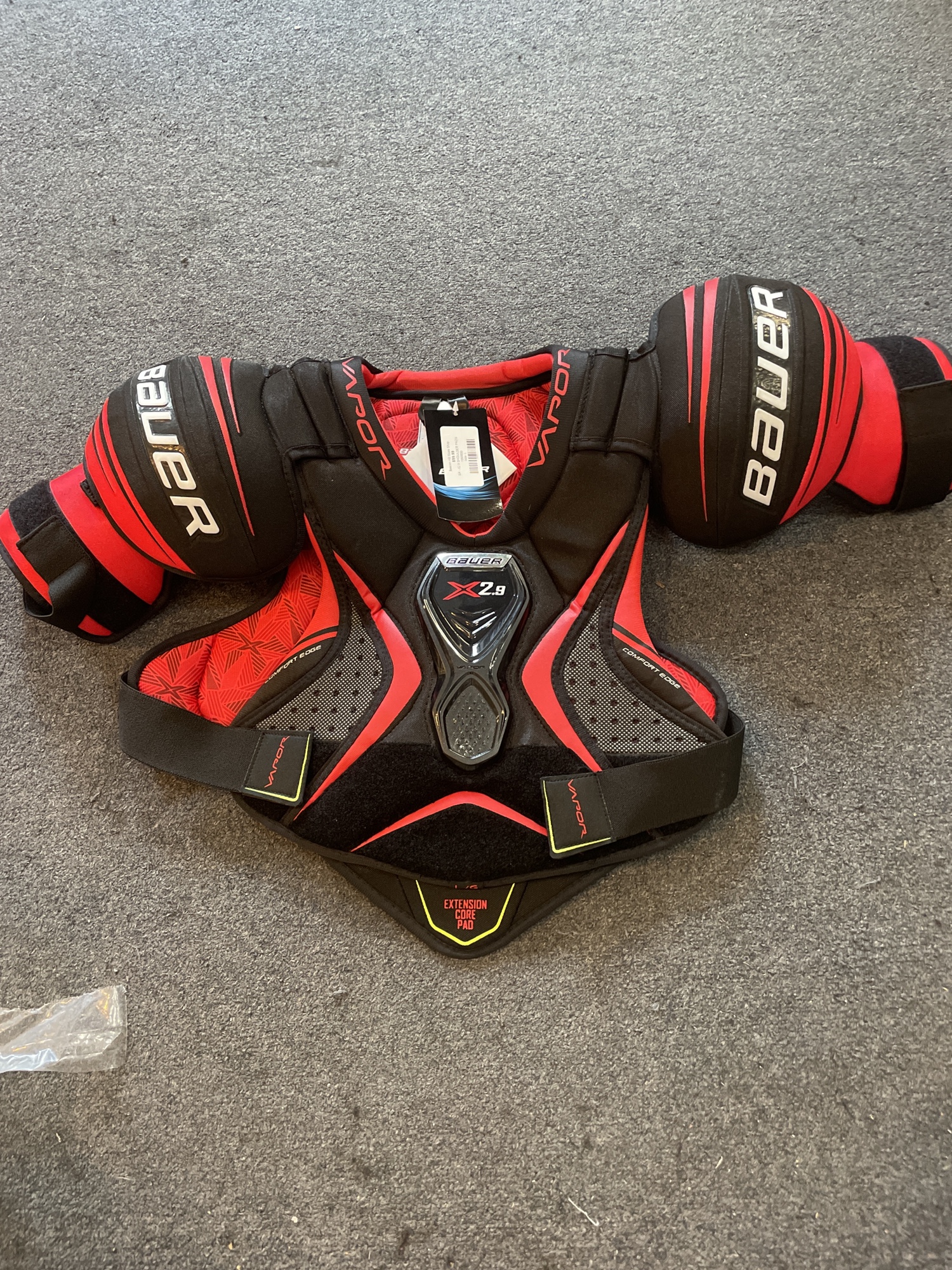 New Large Bauer Vapor X2.9 Shoulder Pads SidelineSwap