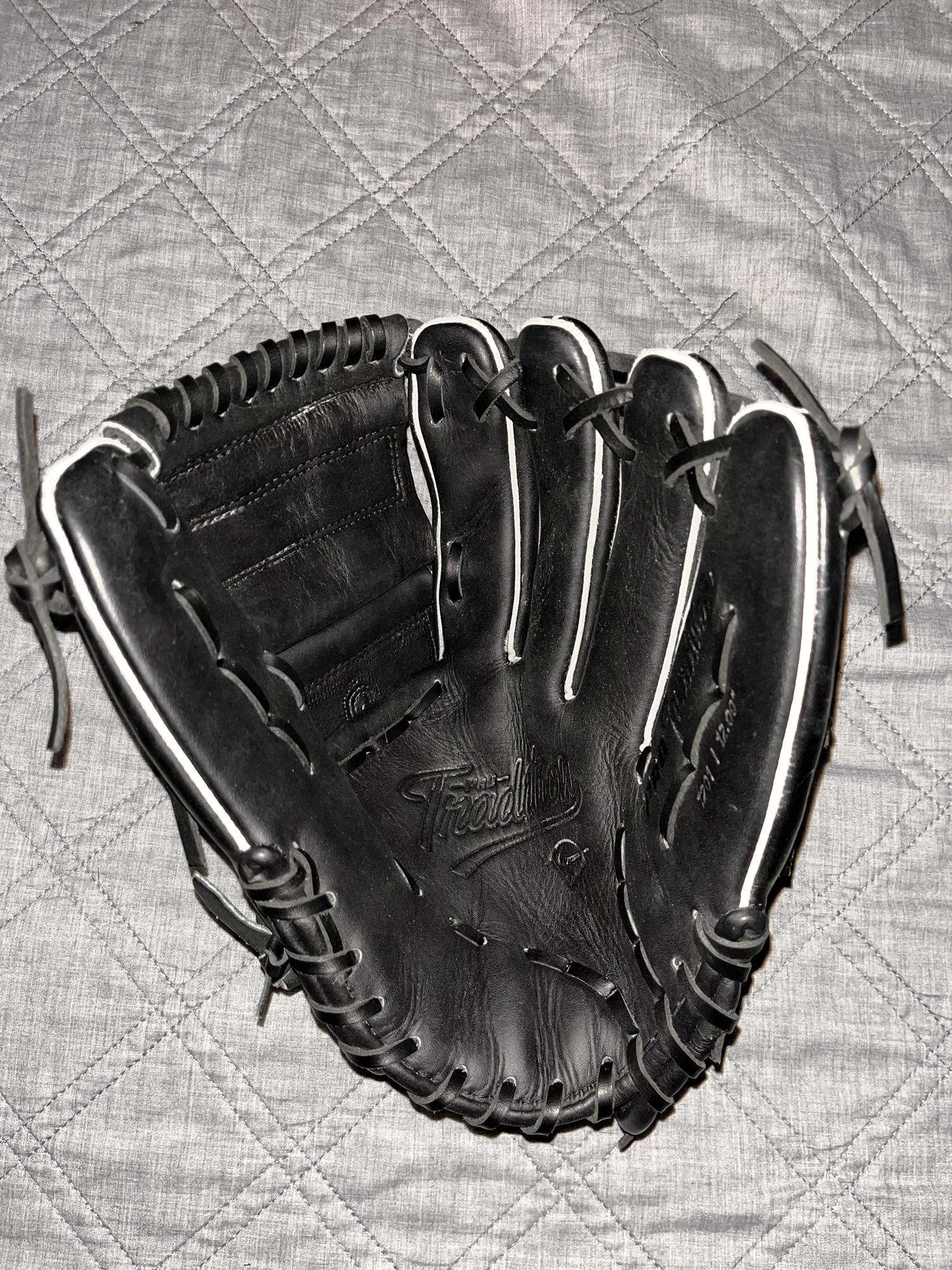 Nike Pro Tradition Baseball Glove SidelineSwap