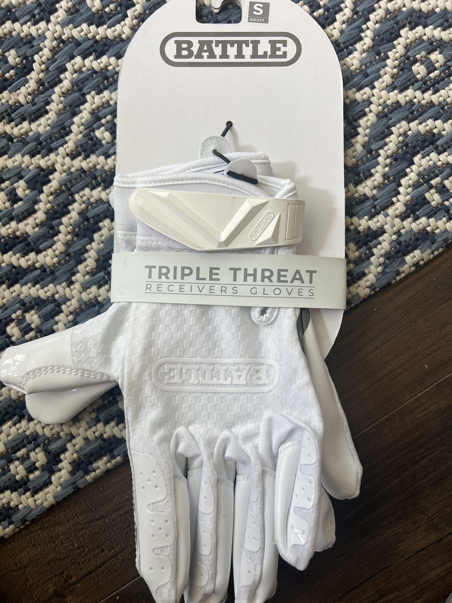White Adult Small Battle Gloves SidelineSwap