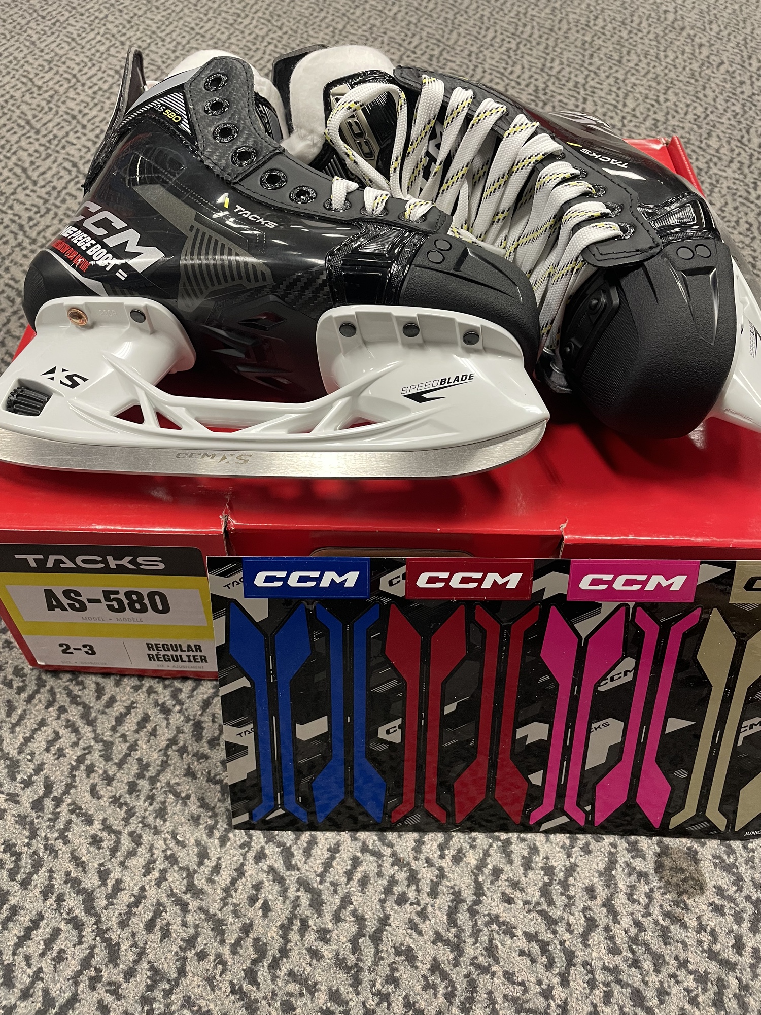CCM Tacks AS580 size 23 Regular width skate SidelineSwap