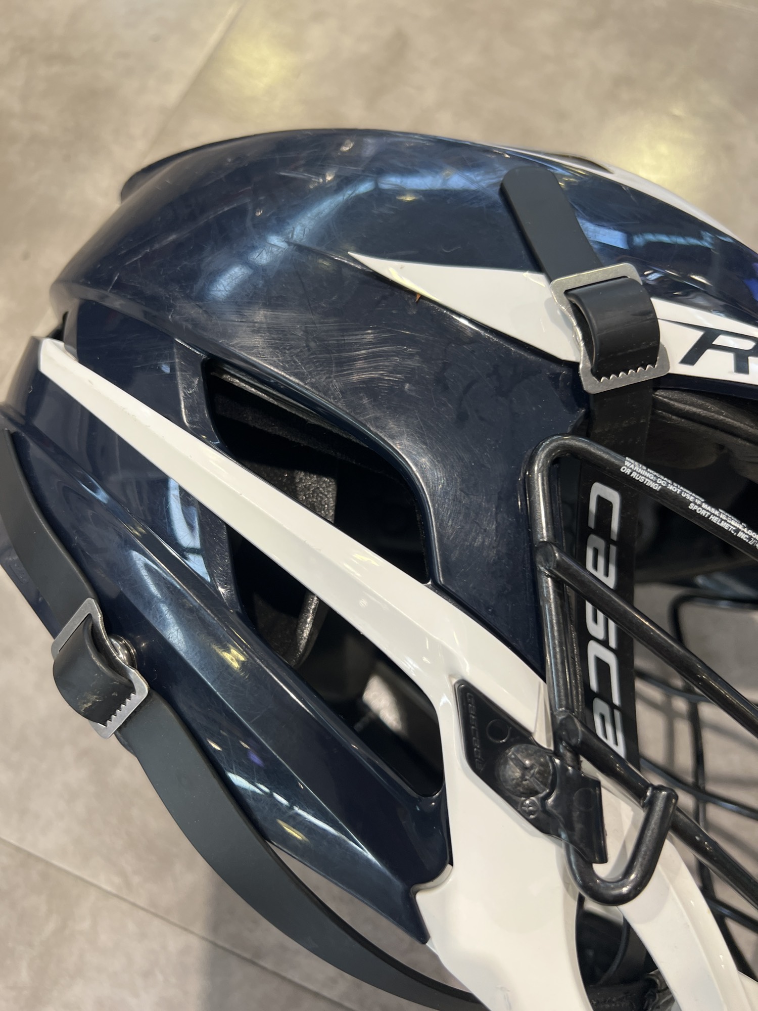 Used Cascade R Helmet SidelineSwap
