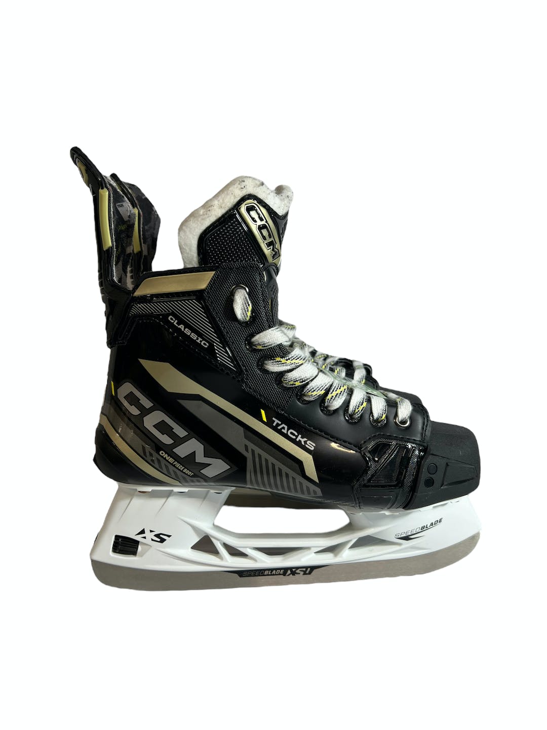 Used Ccm Tacks Classic Ice Hockey Skates Size 8 SidelineSwap