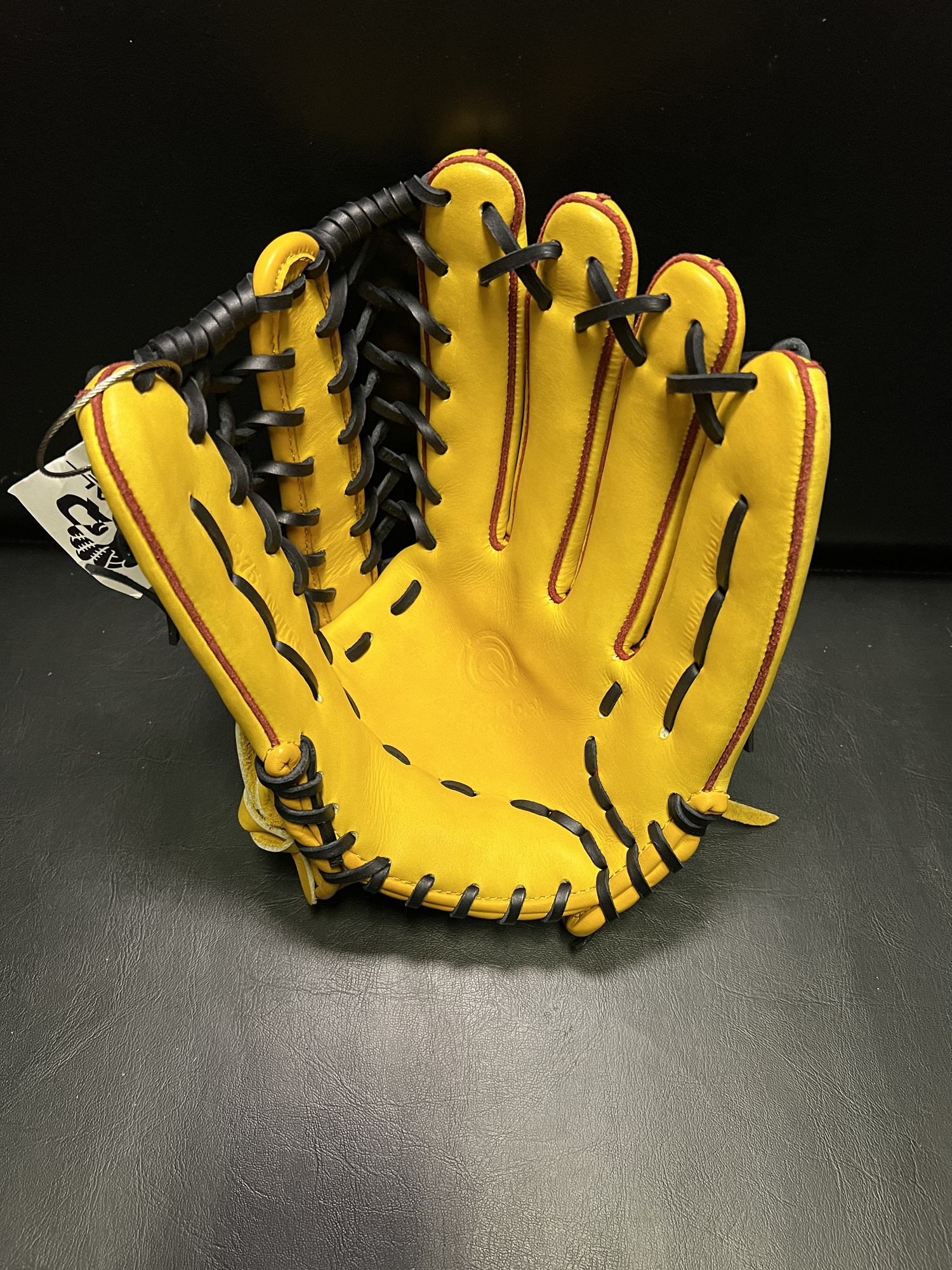 Q Baseball Glove SidelineSwap