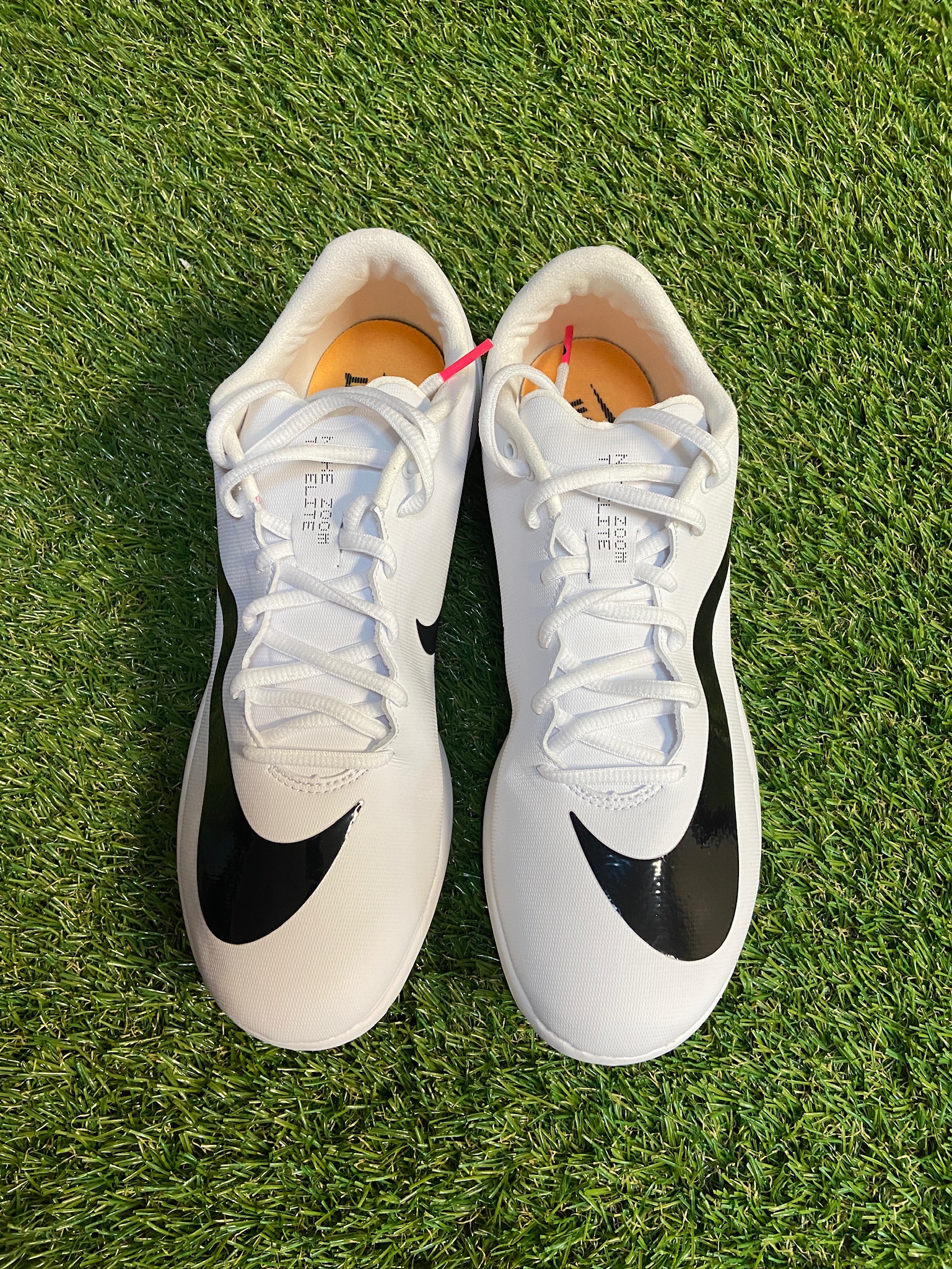 triple jump elite spikes