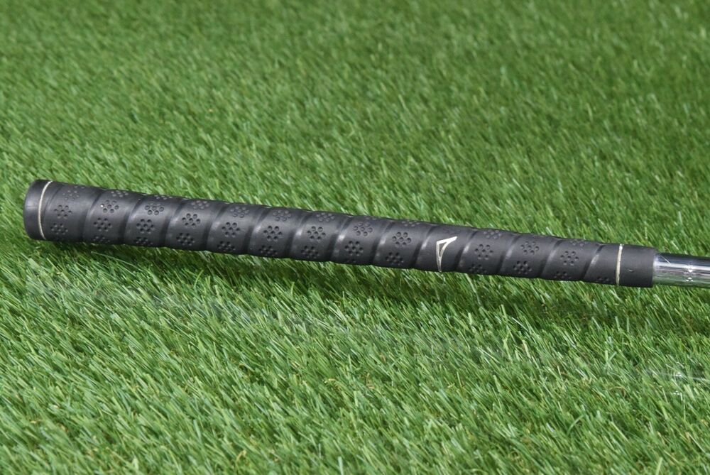 ACUITY K20 34” CHIPPER W/ GOLF PRIDE ORIGINAL GRIP SidelineSwap