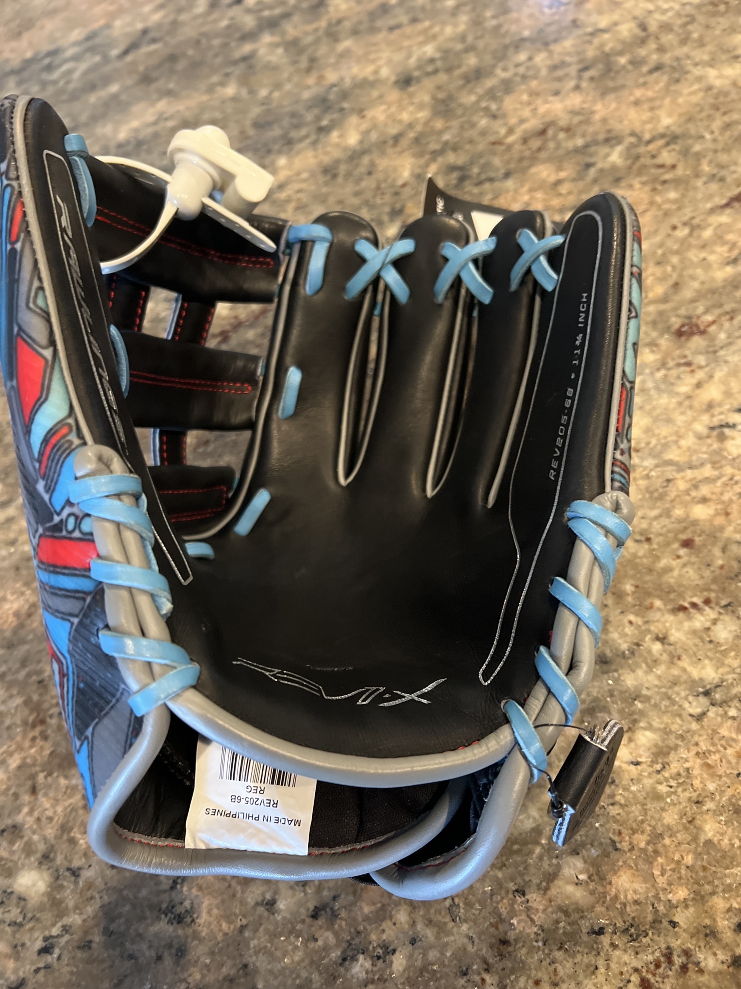 Rawlings Rev1X baseball glove close-up