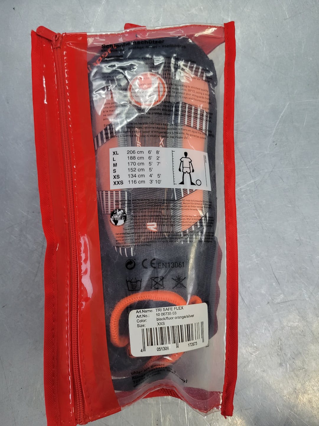 Used Umbro Xxs Soccer Shin Guards SidelineSwap