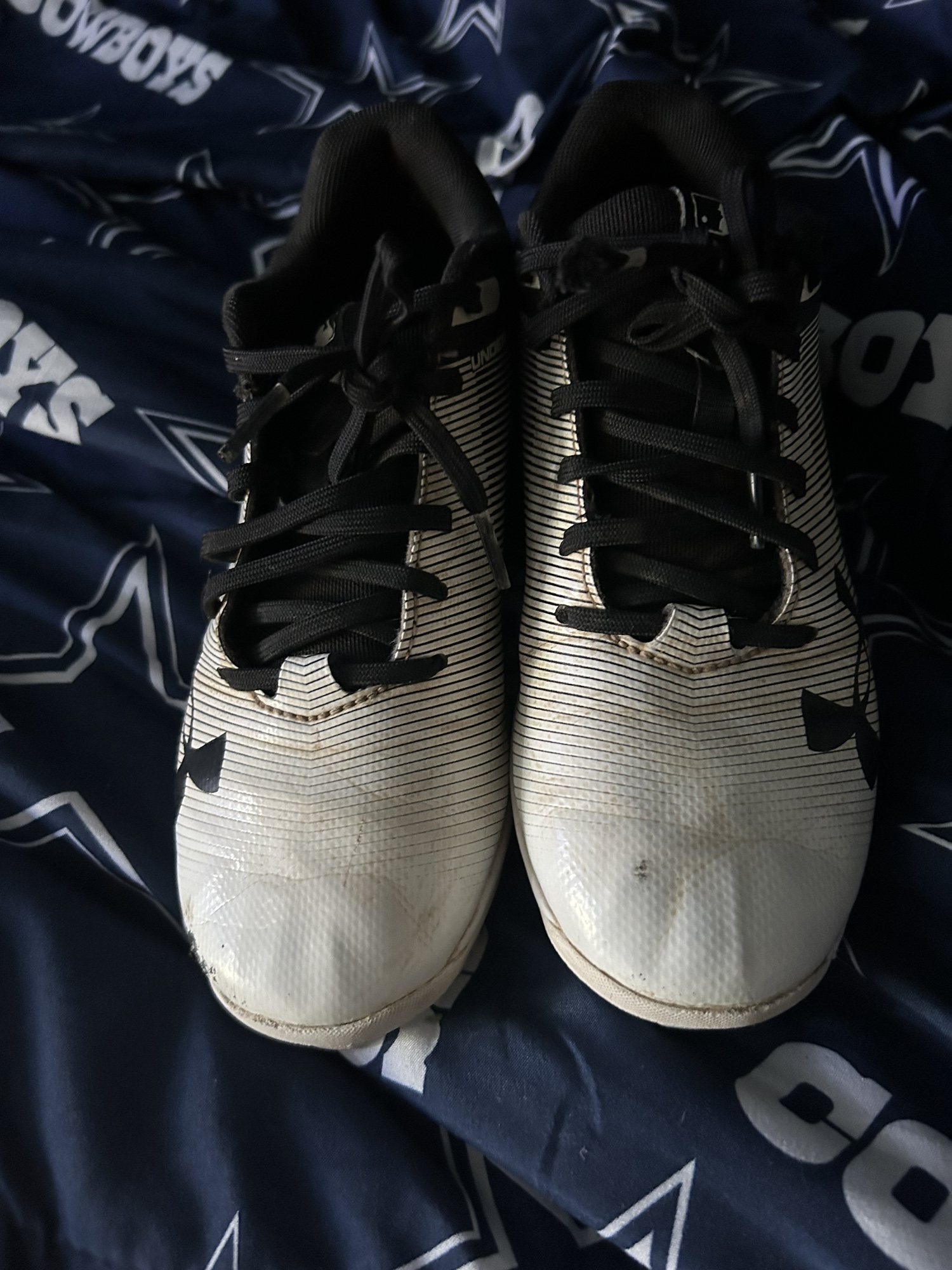 size 14 under armour cleats