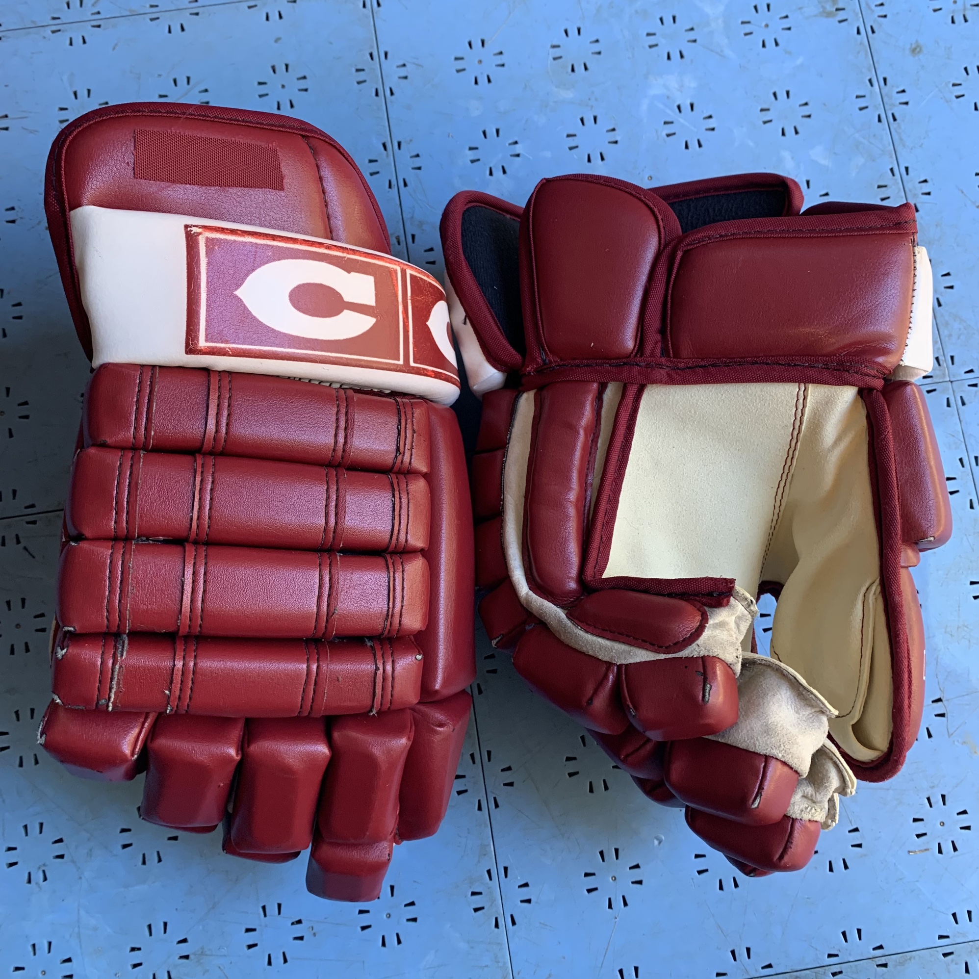 Leather CCM 852 4Roll Made In Canada Arizona Coyotes Gloves with New