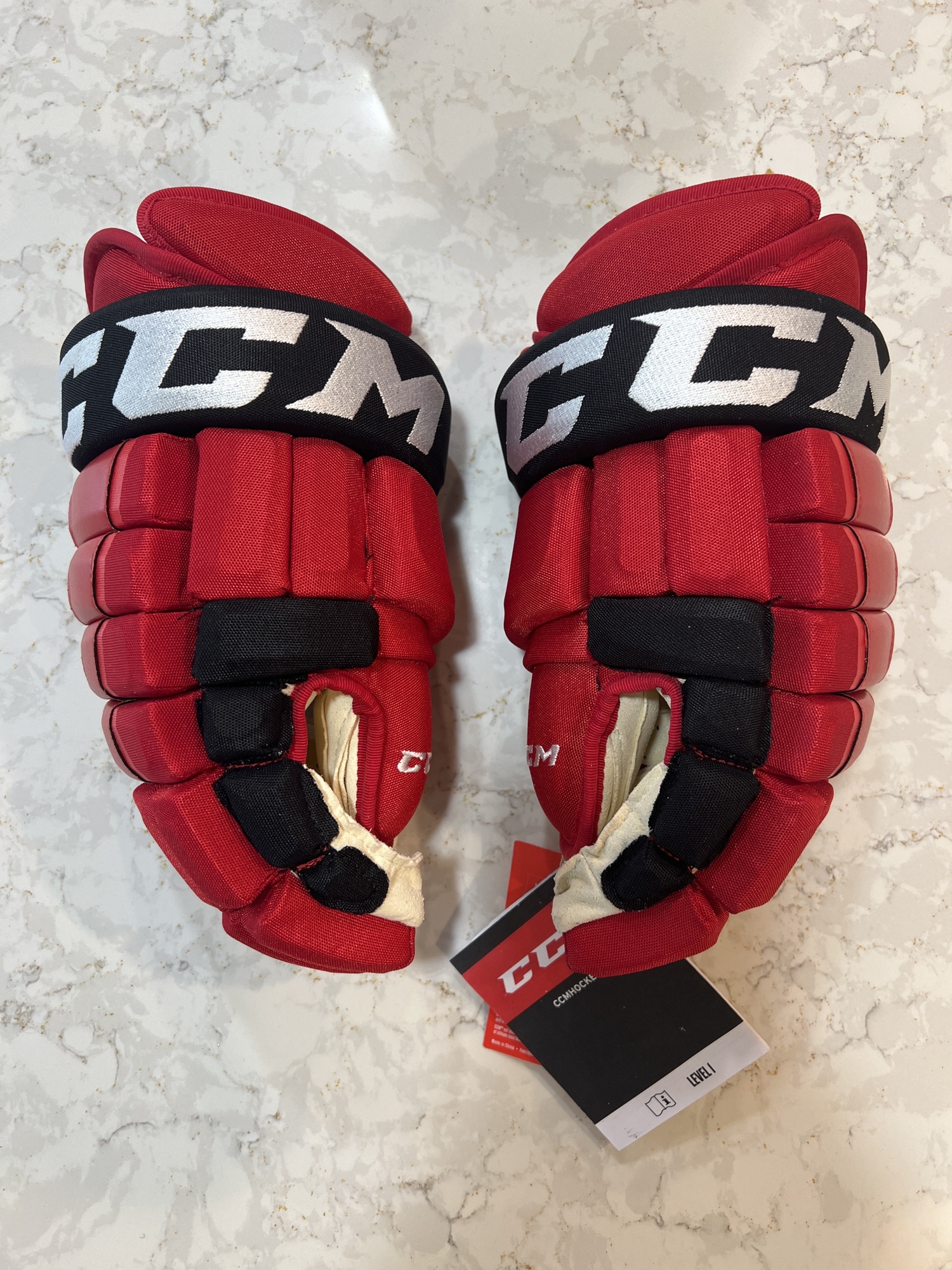 New Carolina Hurricanes 14" CCM HG97 Pro Stock Gloves SidelineSwap