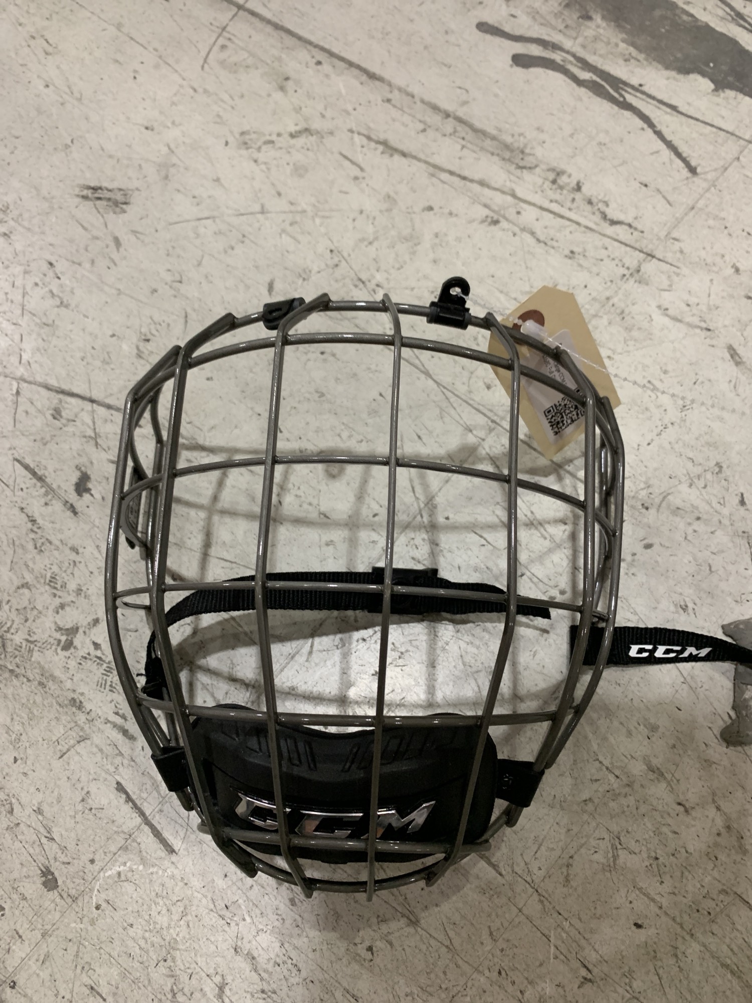 Used Large CCM FM680 Full Cage SidelineSwap