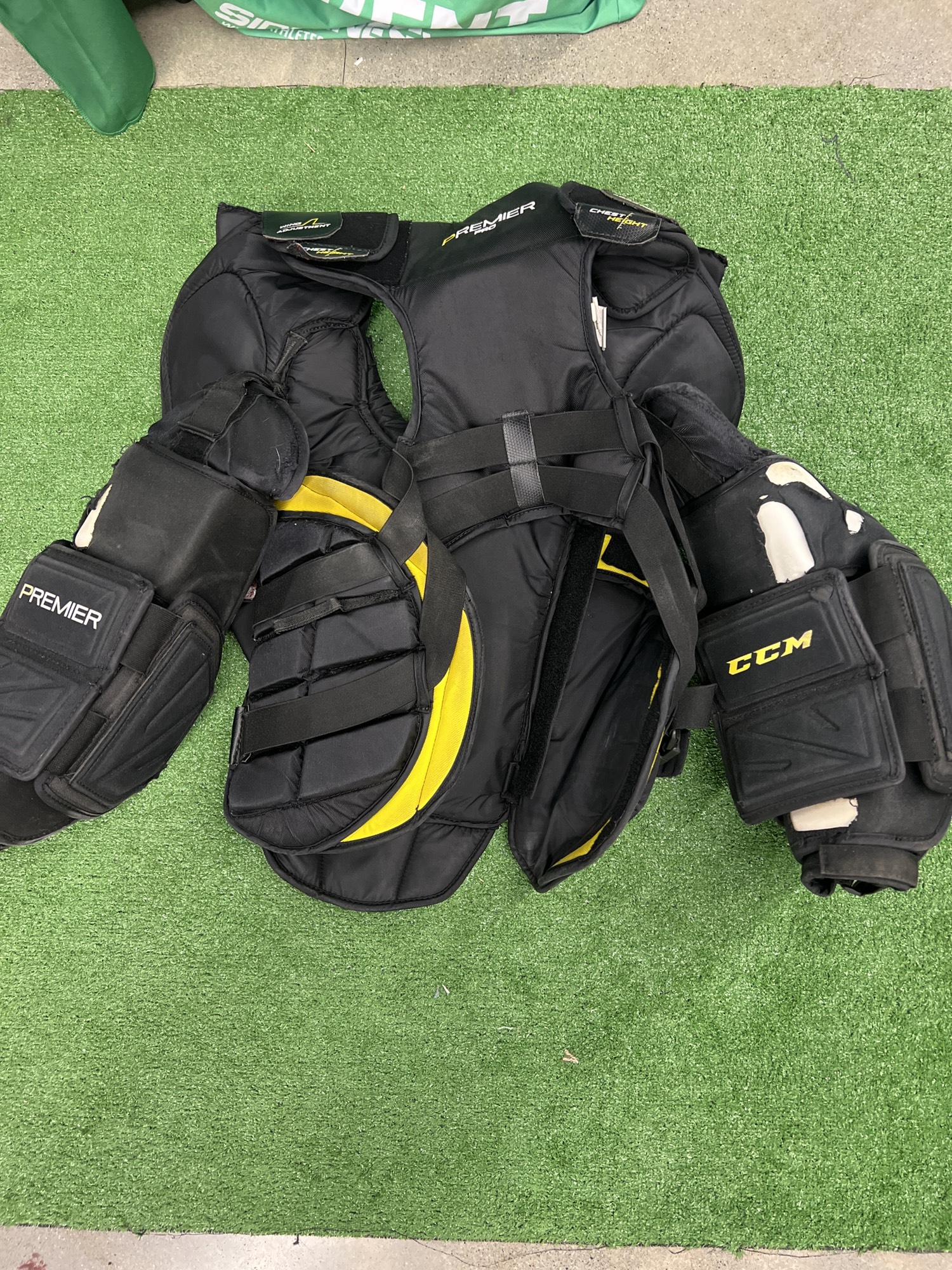 Used Large CCM Premier Pro Goalie Chest Protector SidelineSwap
