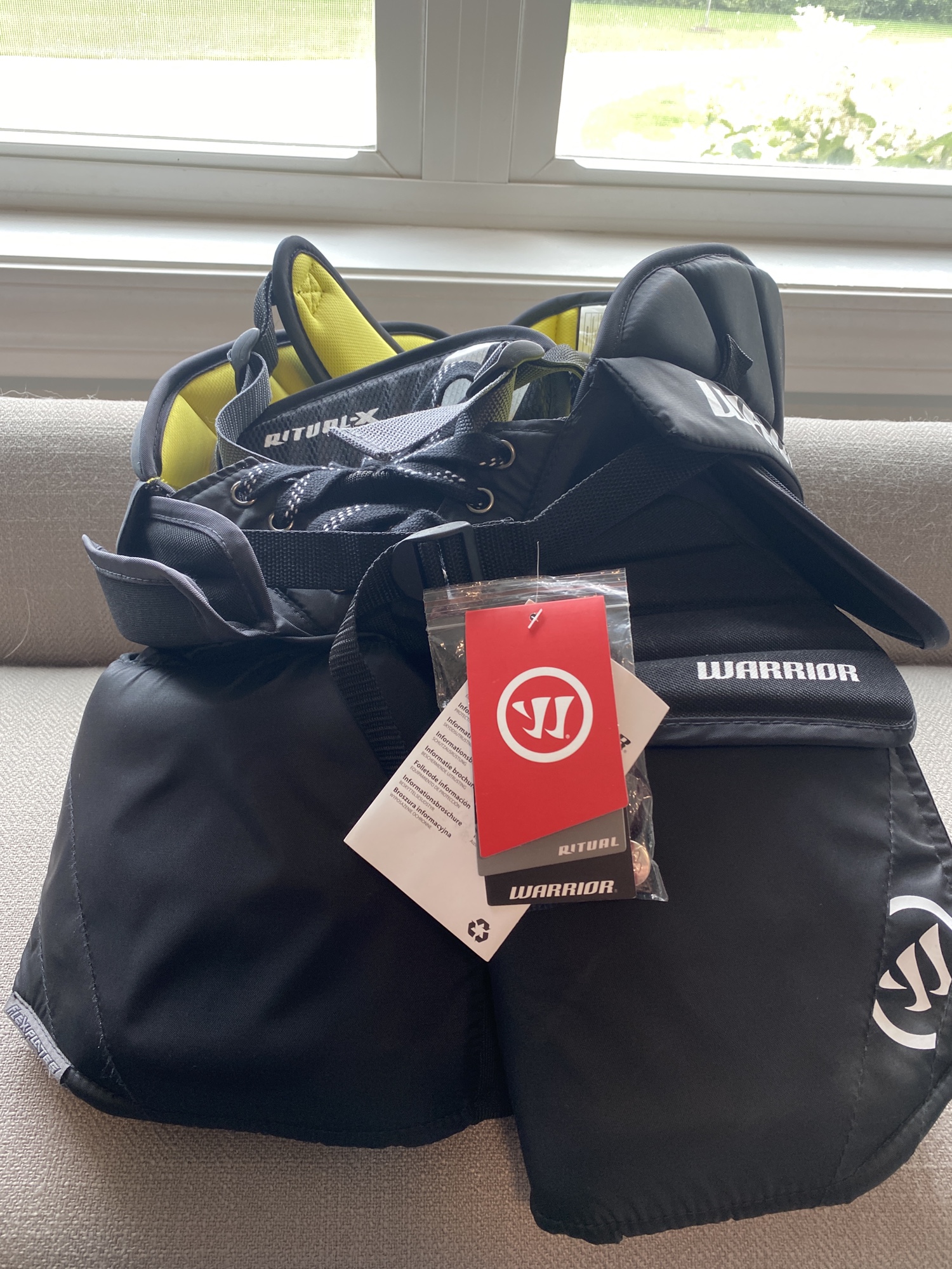 New Warrior RitualX Ice Hockey Goalie pants size Jr L/XL SidelineSwap