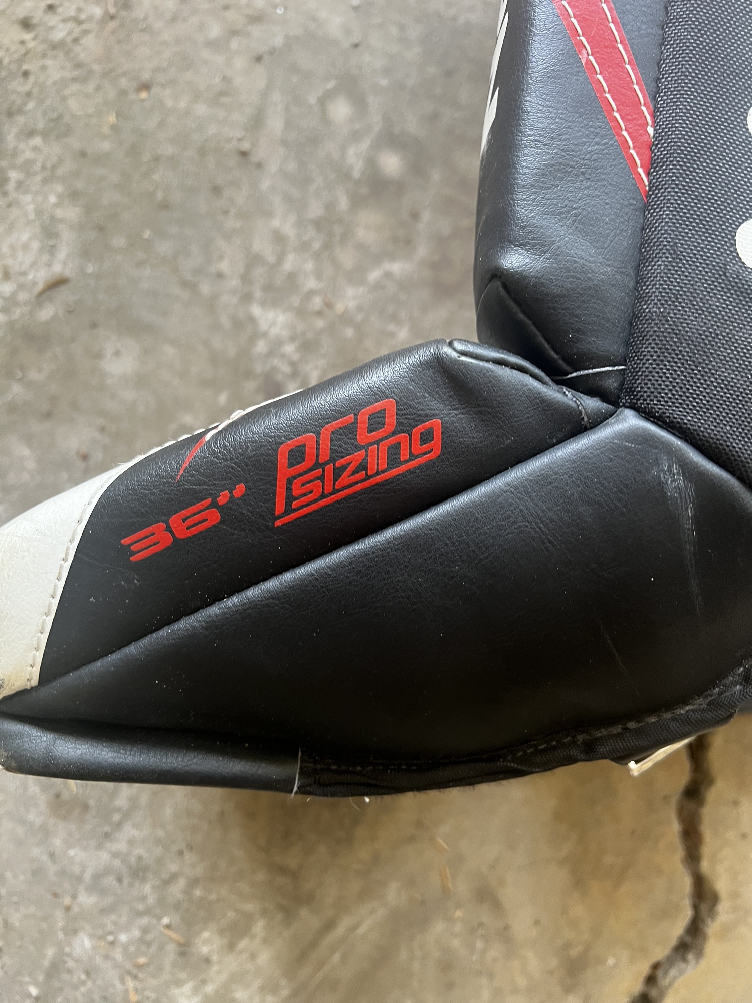 UltraRare 36" Mission Pro Stock Inline Goalie Leg Pads SidelineSwap