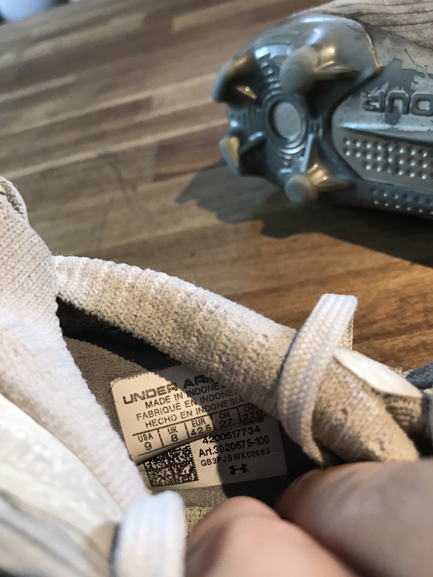 under armour spotlight cleats orange