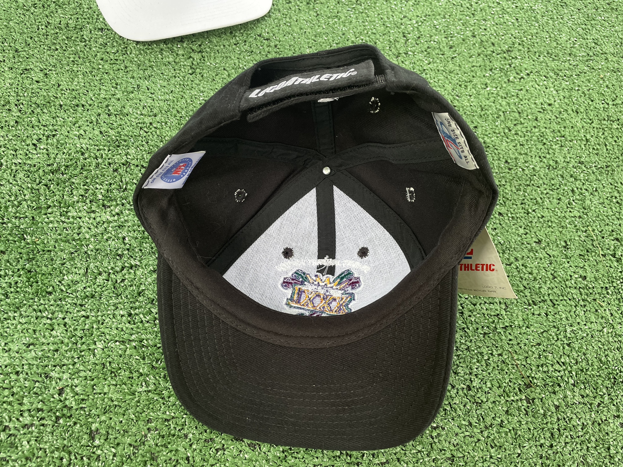 1997 Superbowl Hats! WITH TAGS! Excellent condition! SidelineSwap