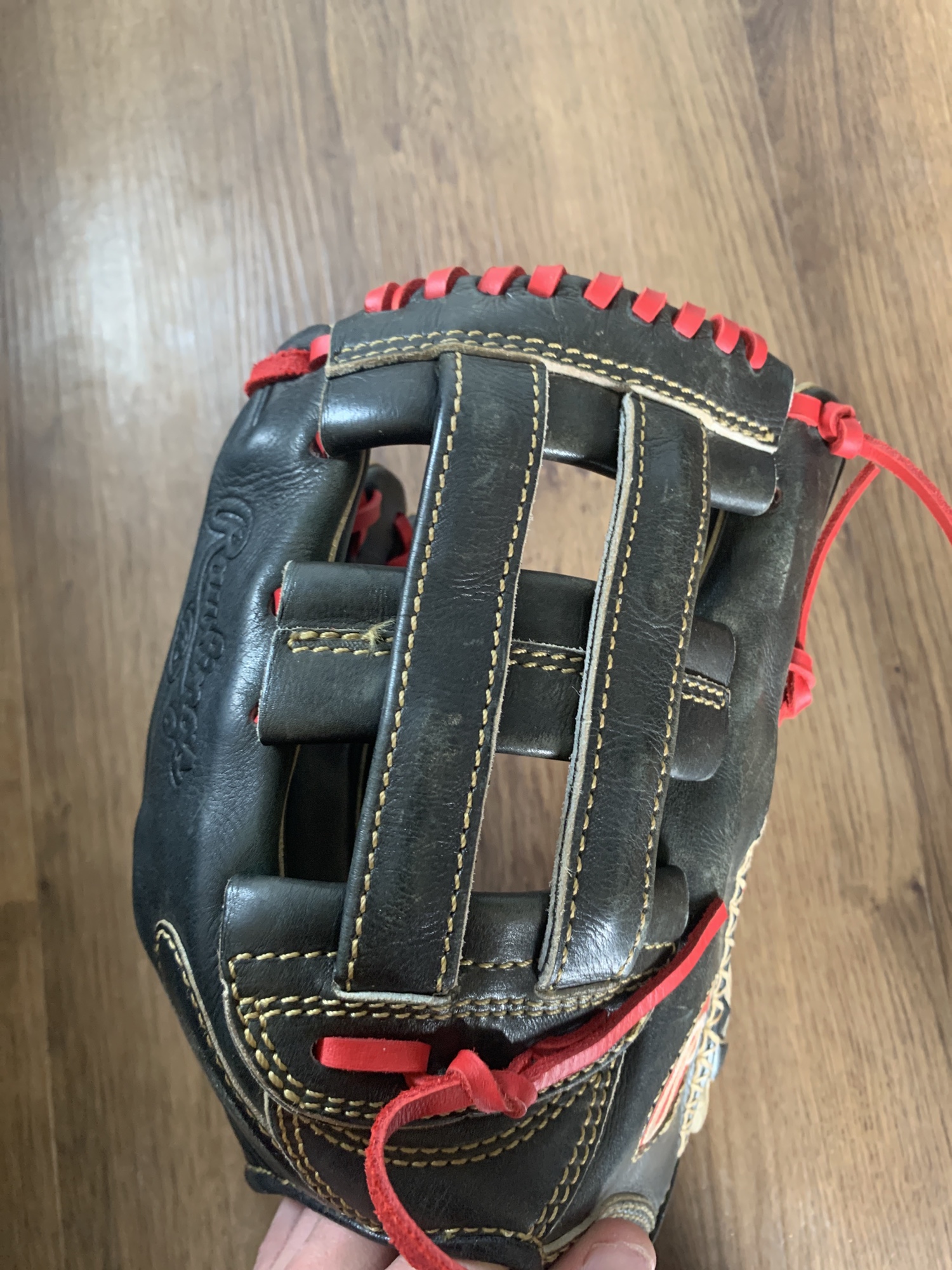 Rawlings Gold Glove 12.75 Outfield Mitt SidelineSwap