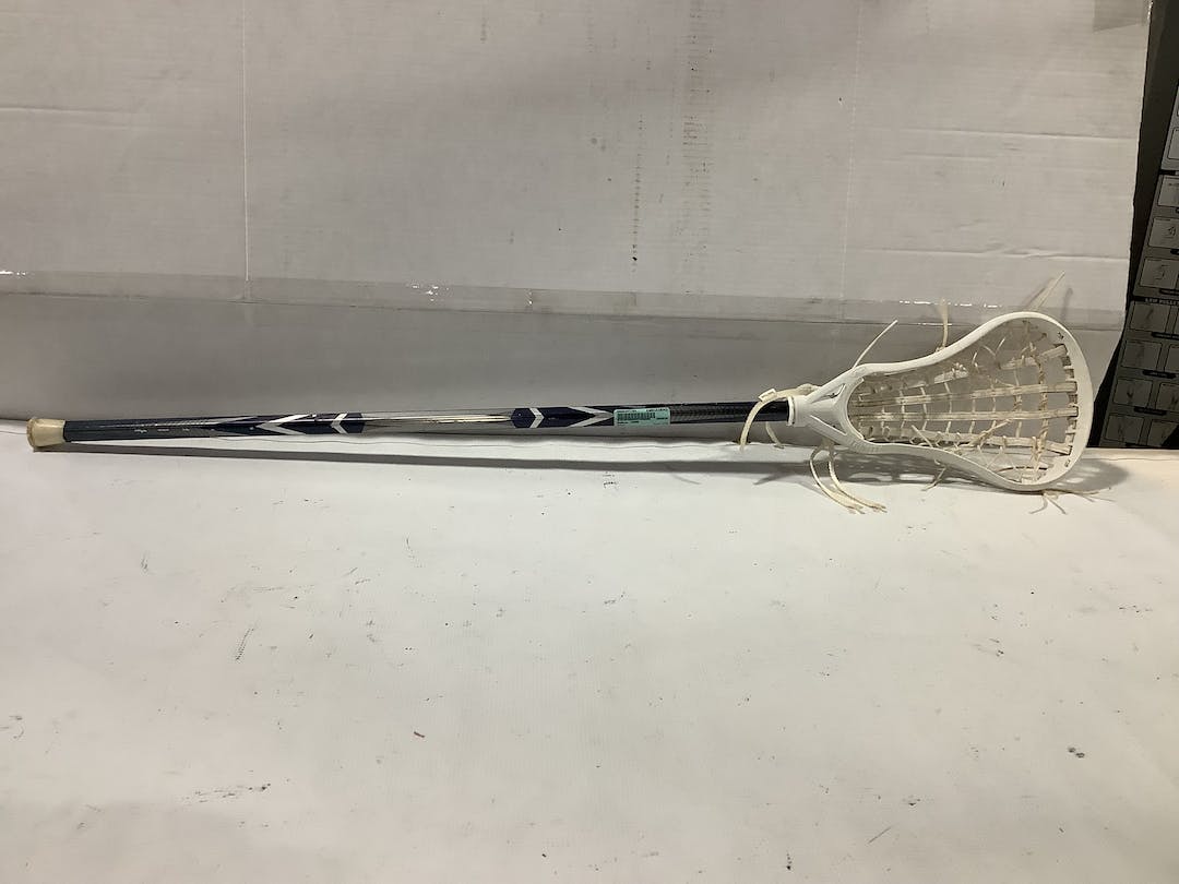 Used Debeer 6000 Aluminum Women's Complete Lacrosse Sticks SidelineSwap