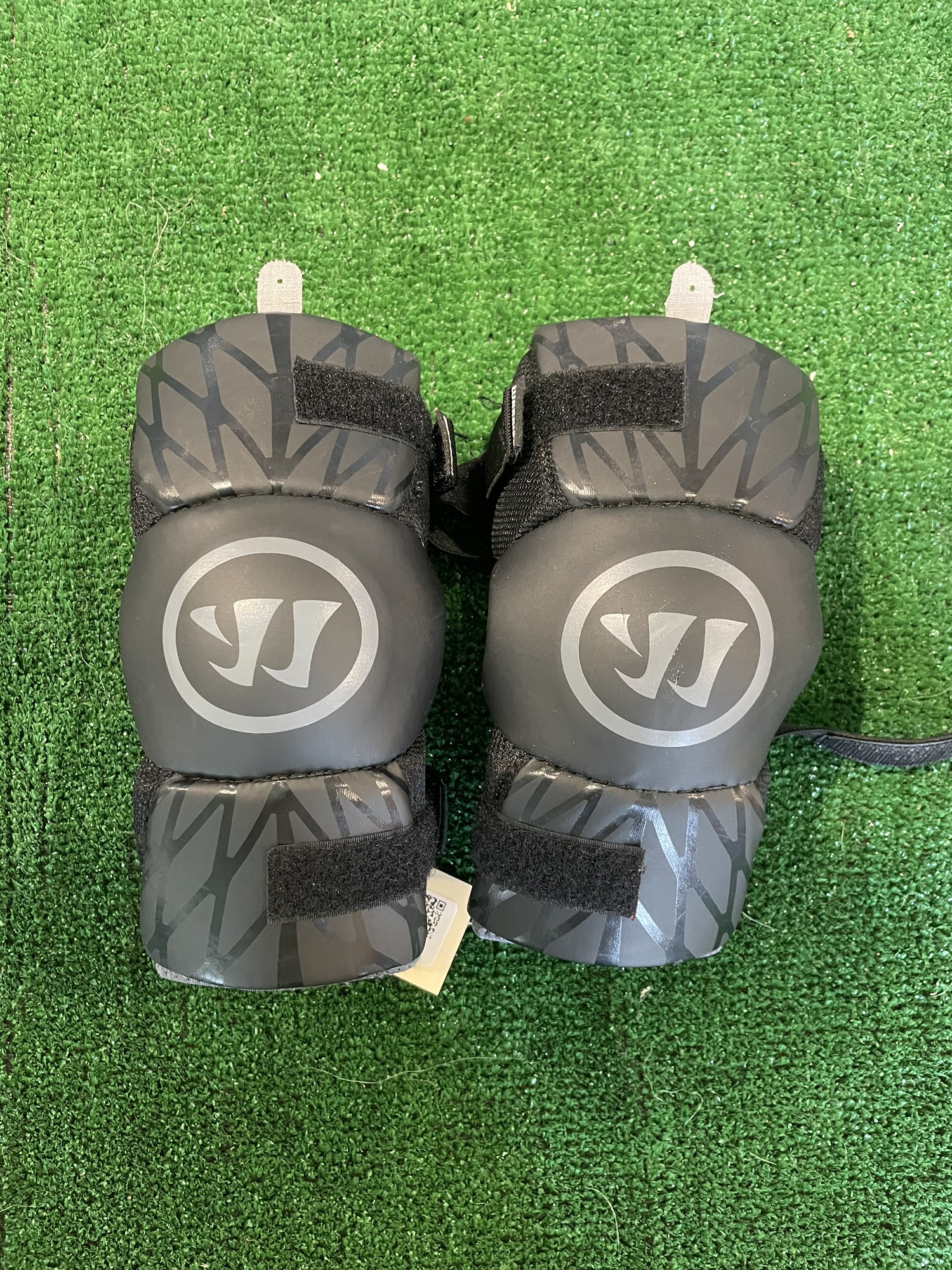 Extra Large Warrior Burn Next Shoulder Pads SidelineSwap