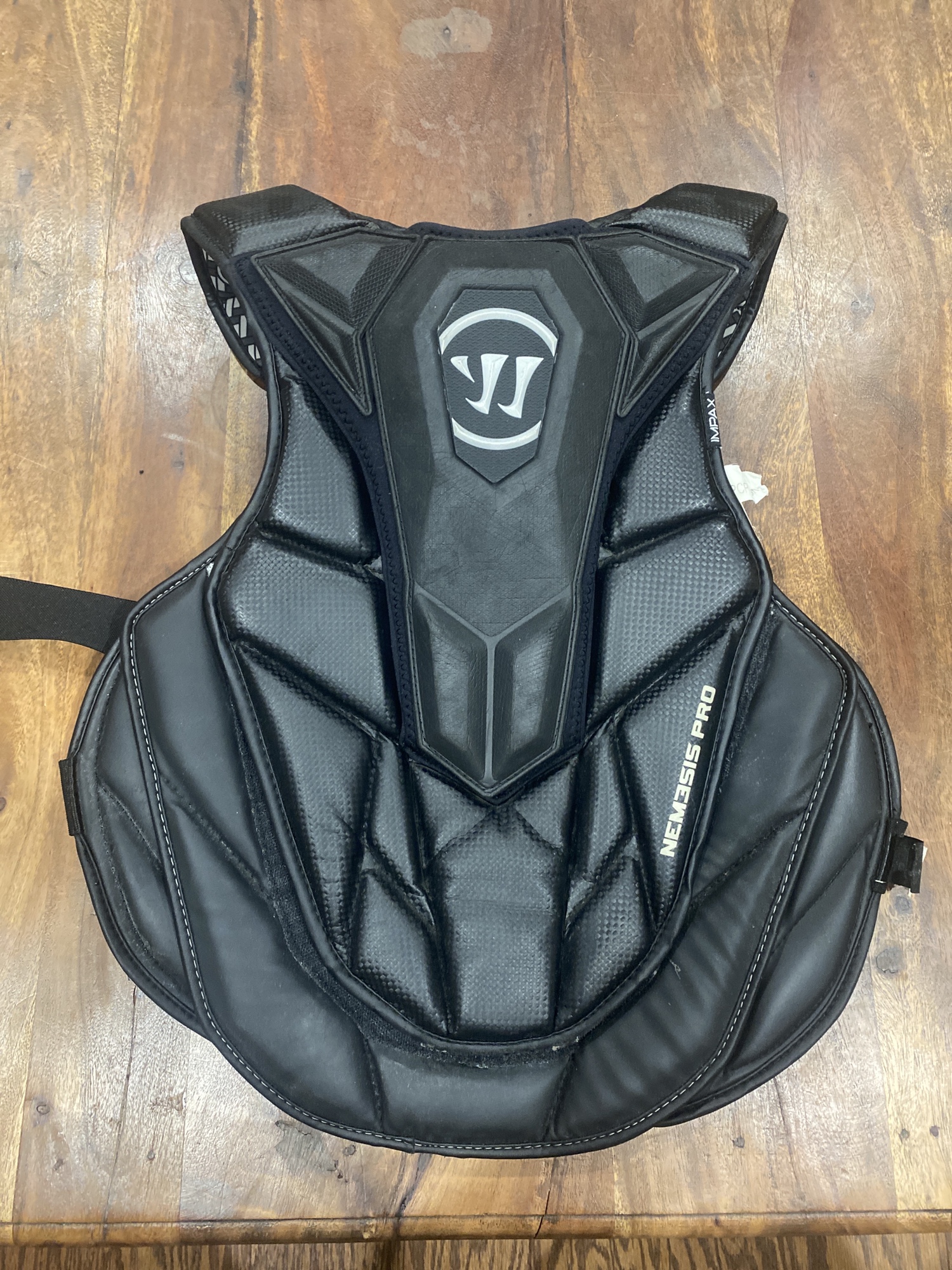 Used Large Warrior Nemesis Pro 19 Chest Protector SidelineSwap