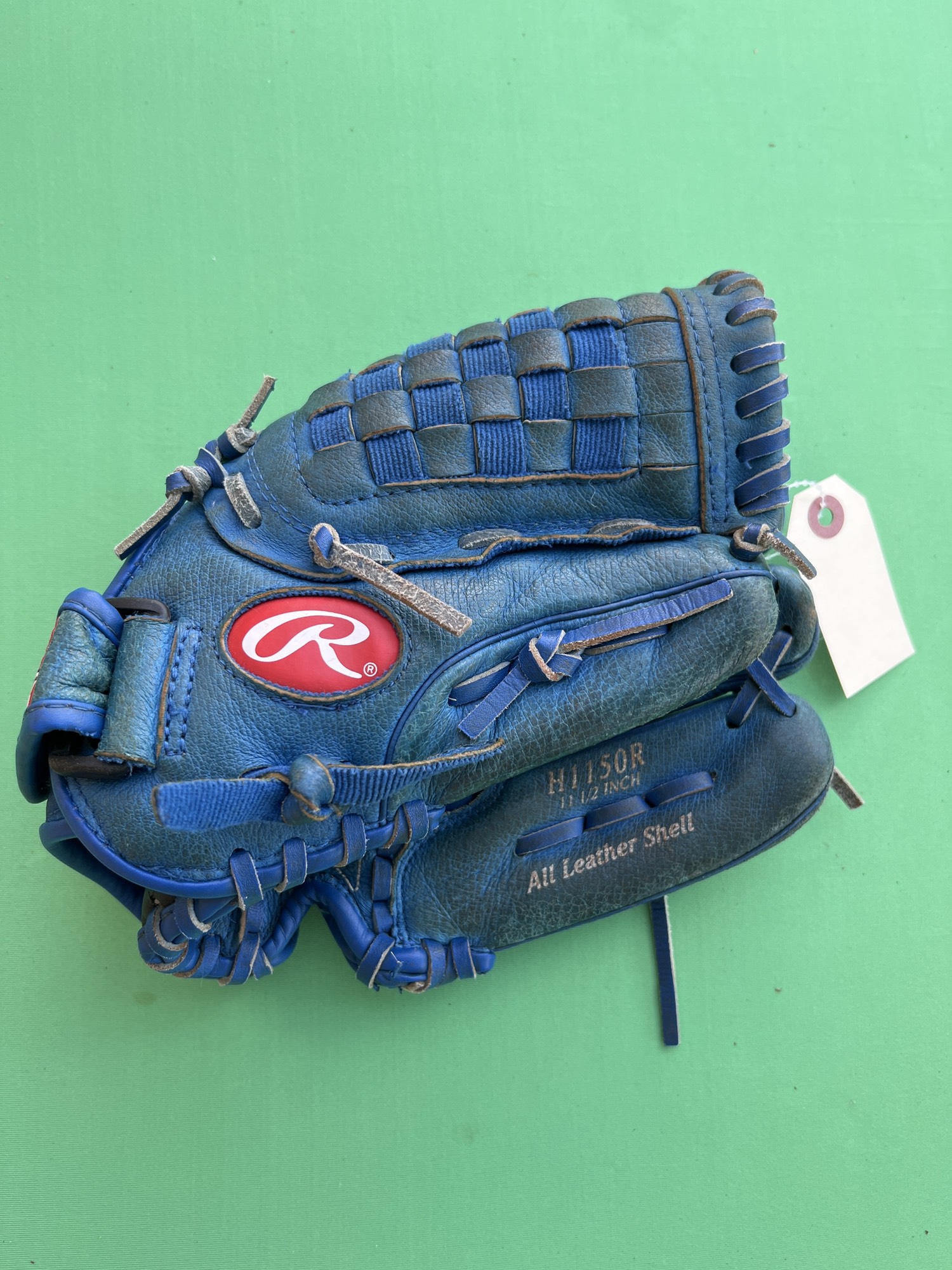 Used Rawlings Highlight Series Right Hand Throw Infield Baseball Glove