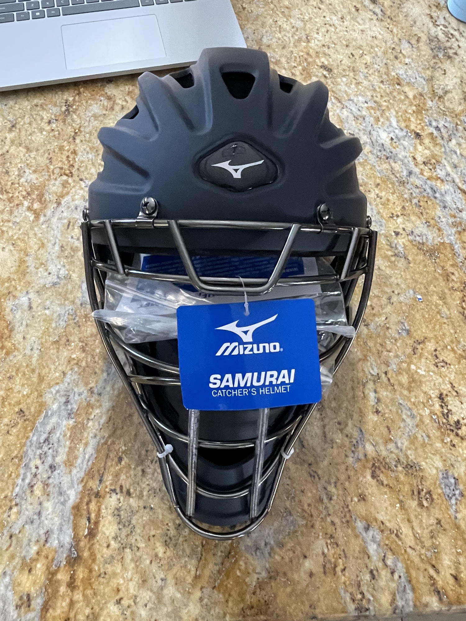 Mizuno Samurai Catcher's Mask SidelineSwap