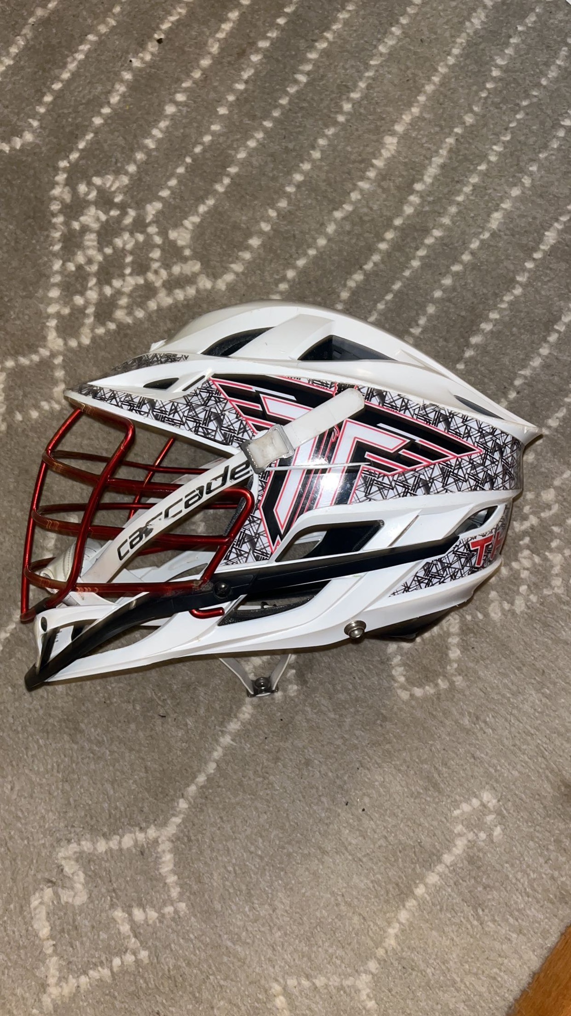 AKWESASNE THUNDER/attack LACROSSE HELMET SidelineSwap