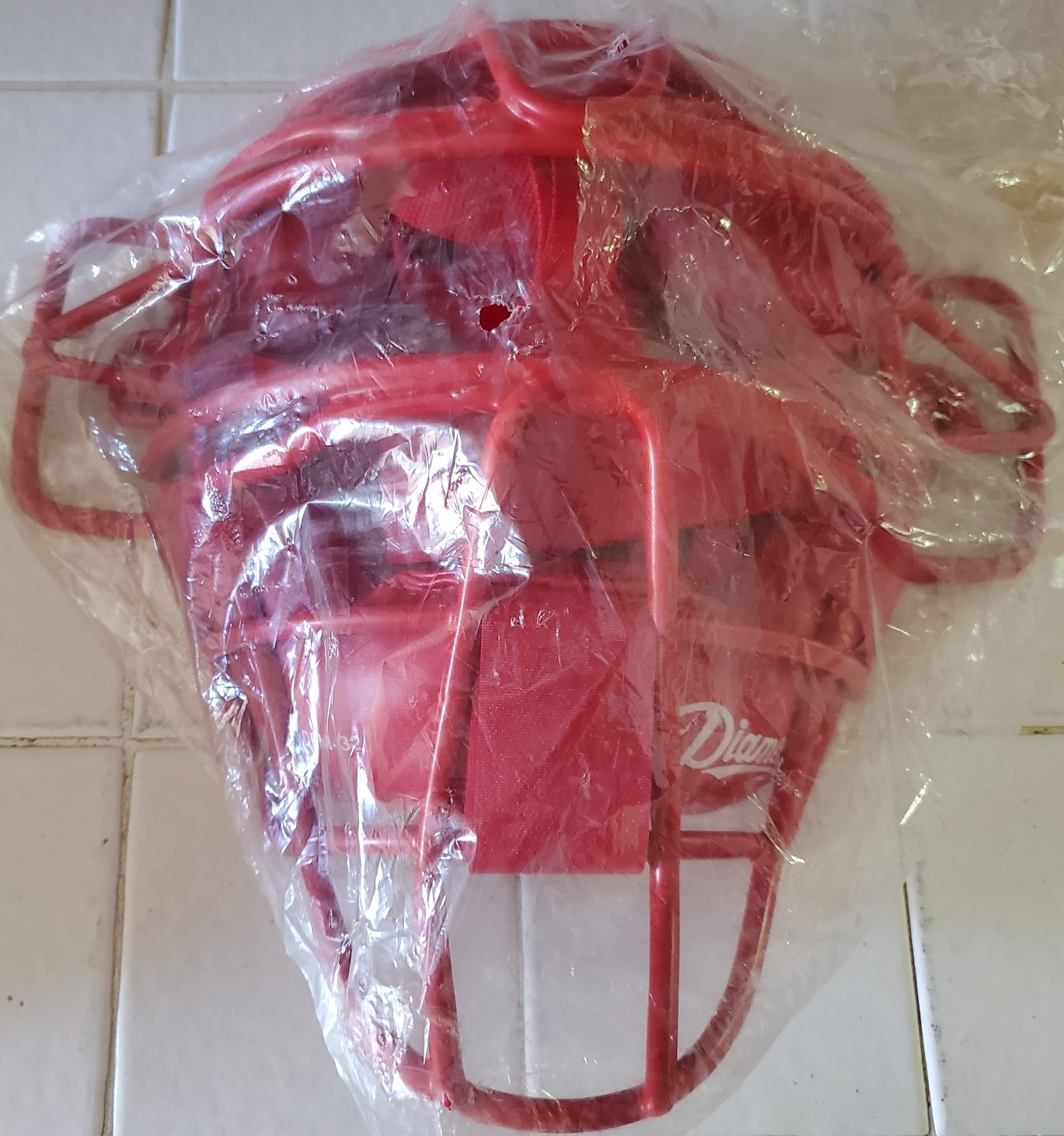 Diamond DFM32 Pro Red Catchers Face Mask / Umpire Mask TG3 Baseball HTF Mtl Brand New