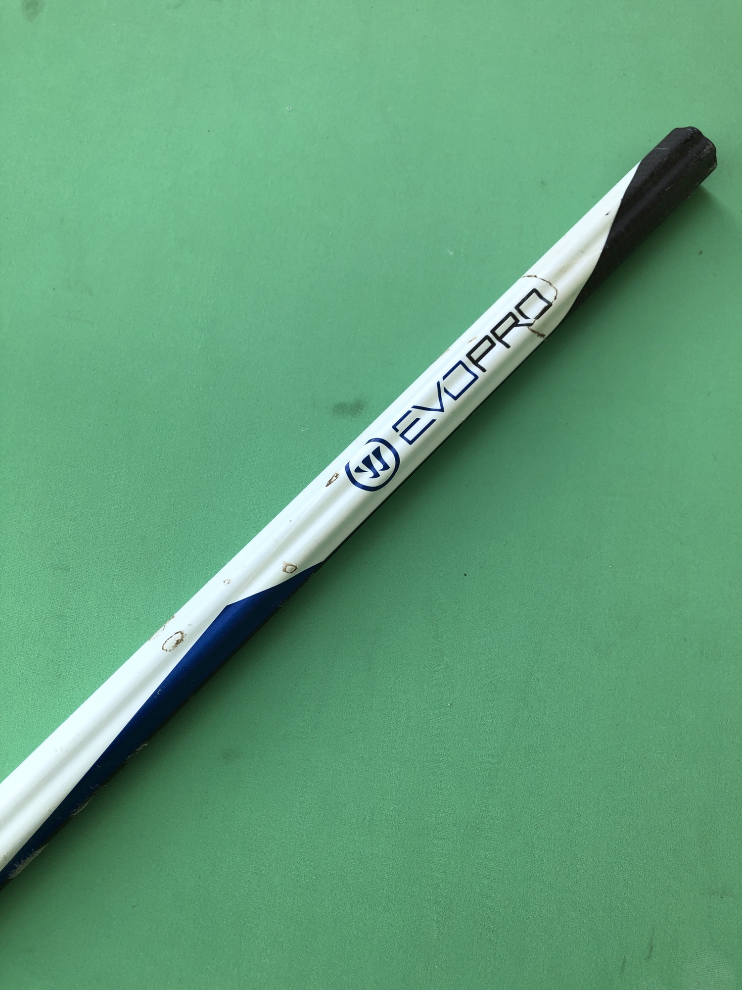 Used Warrior Evo Pro Lacrosse Shaft SidelineSwap
