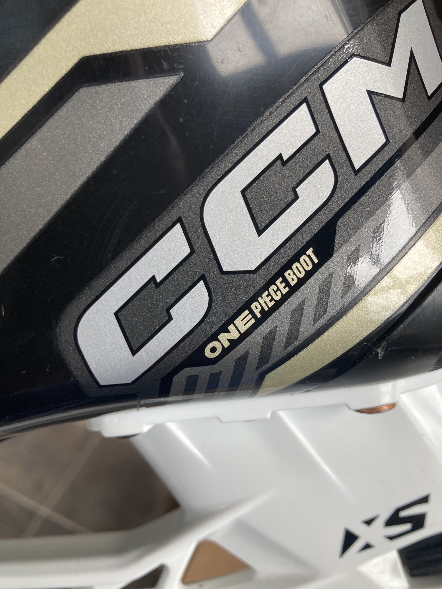 Senior Used CCM Tacks AS570 Hockey Skates D&R (Regular) 7.5 SidelineSwap