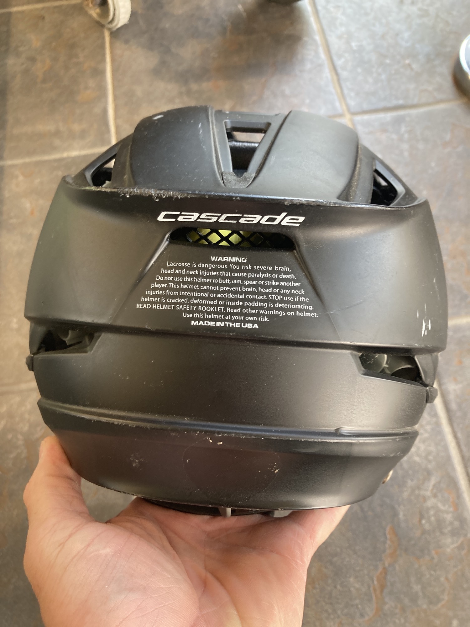 Used Cascade R Helmet SidelineSwap